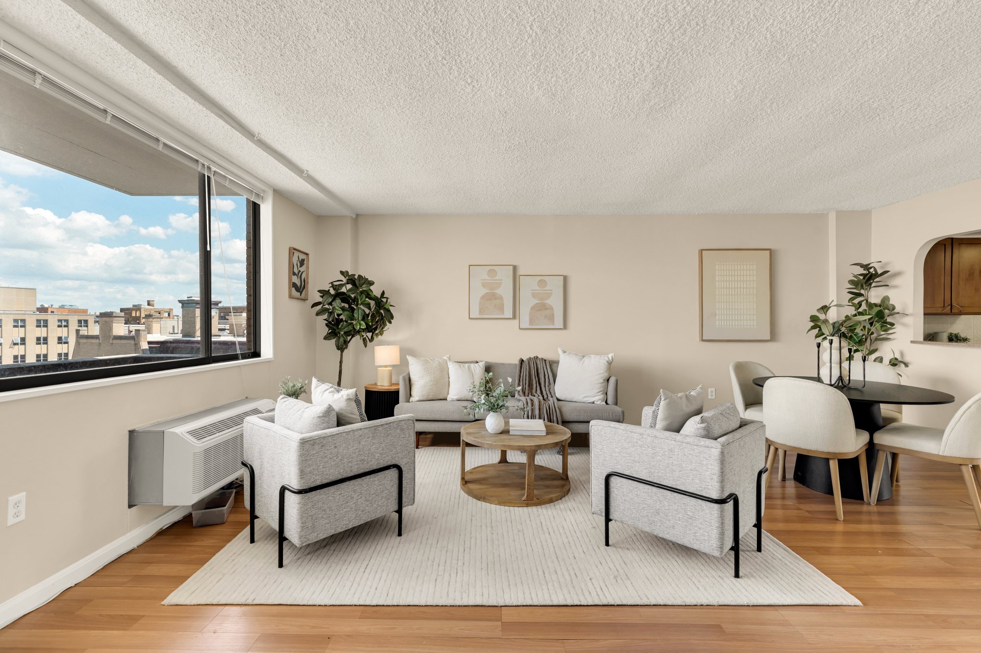 1325 18th St NW 1010-0005.jpg