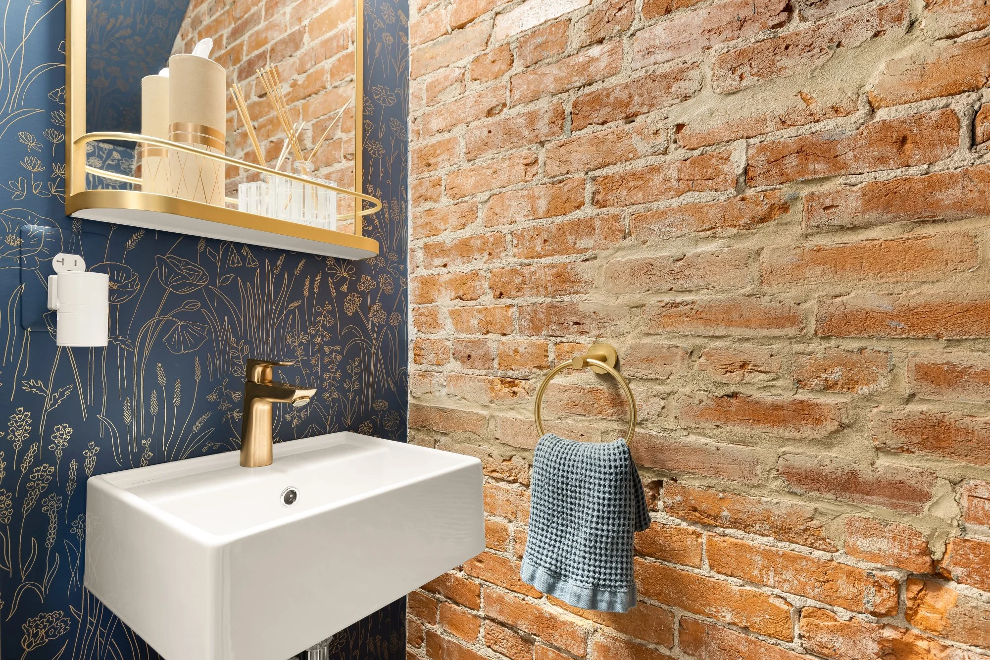 1520 Corcoran St NW-0030.jpg