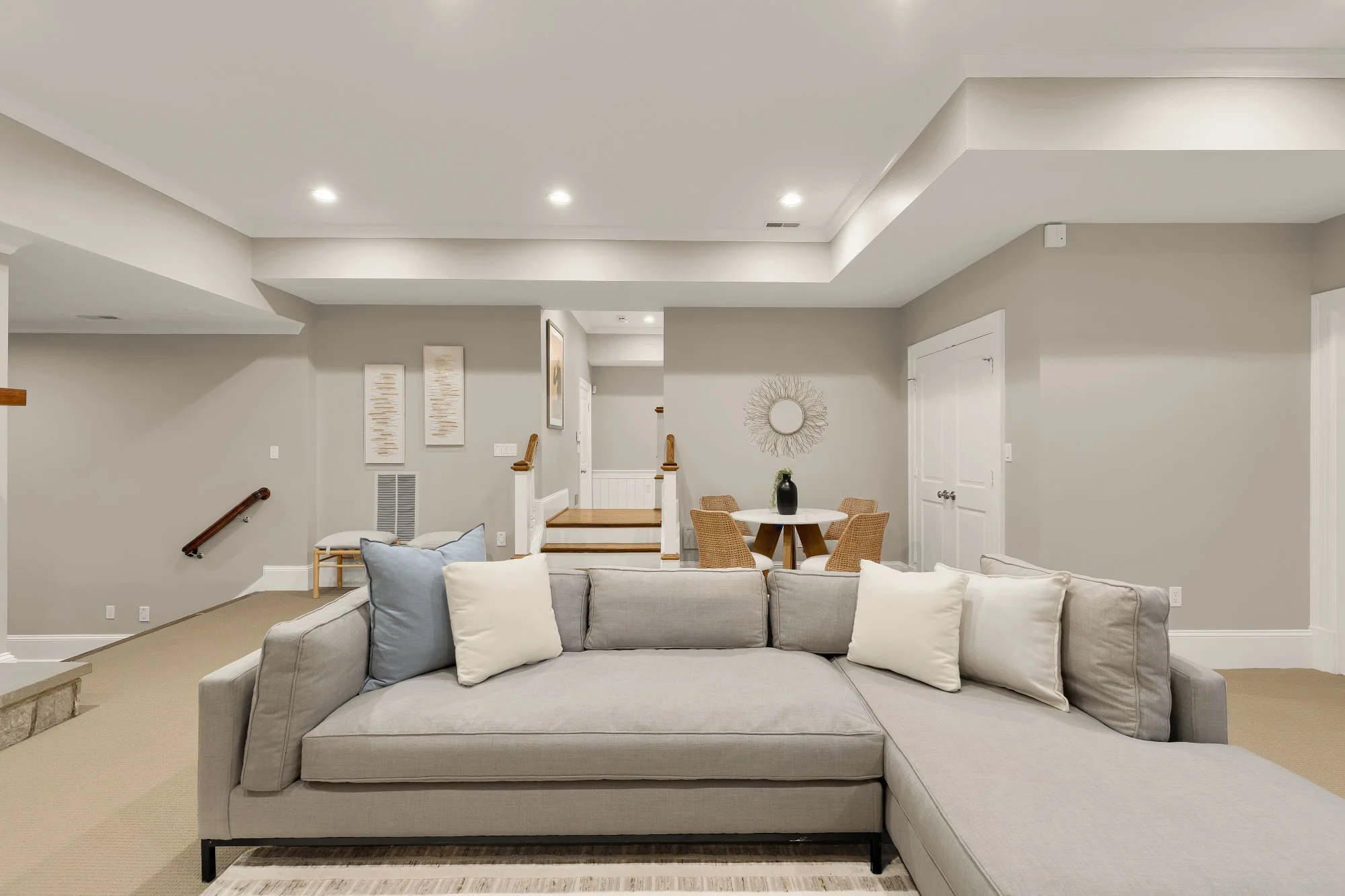 8819 Chalon Dr-0053.jpg