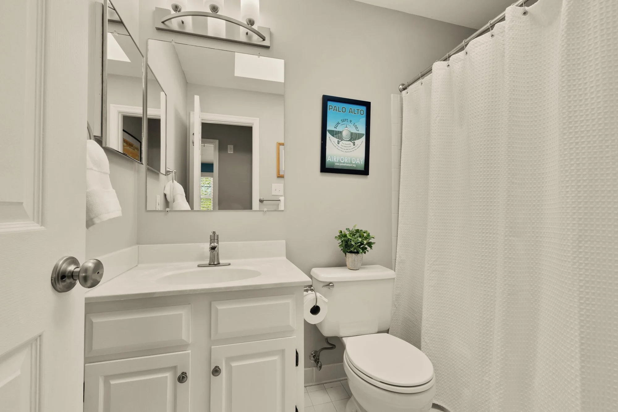 1601 Noyes Dr-0062.jpg