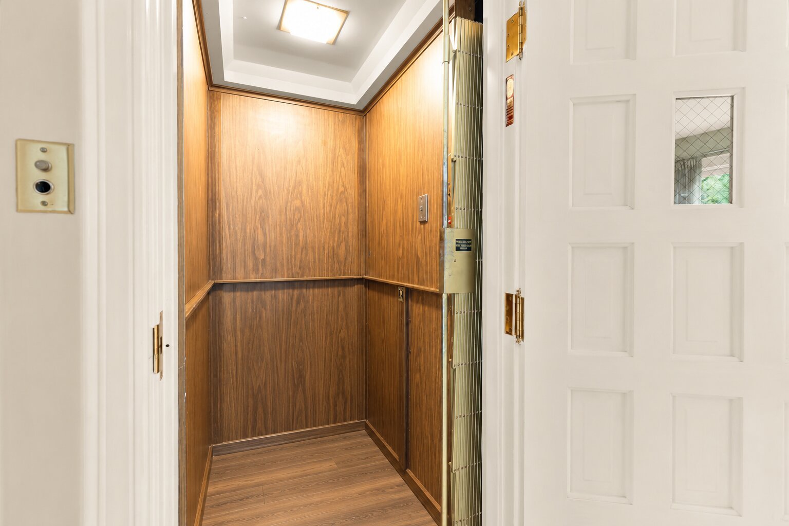 5848 Aspen Wood Ct-0069.jpg