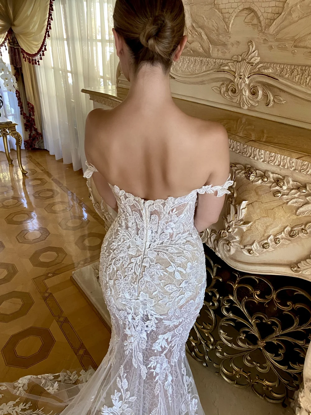 Etta by Badgley Mischka Epiphany Boutique Etta by Badgley Mischka Epiphany Boutique