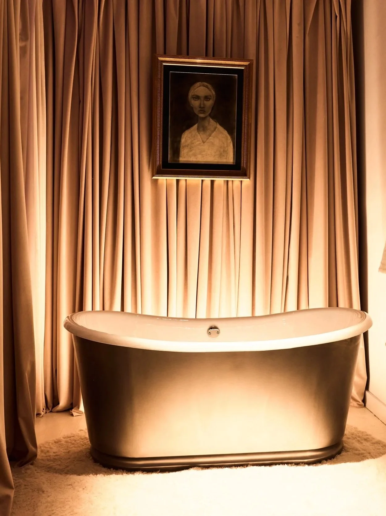 Bathroom+1.jpg