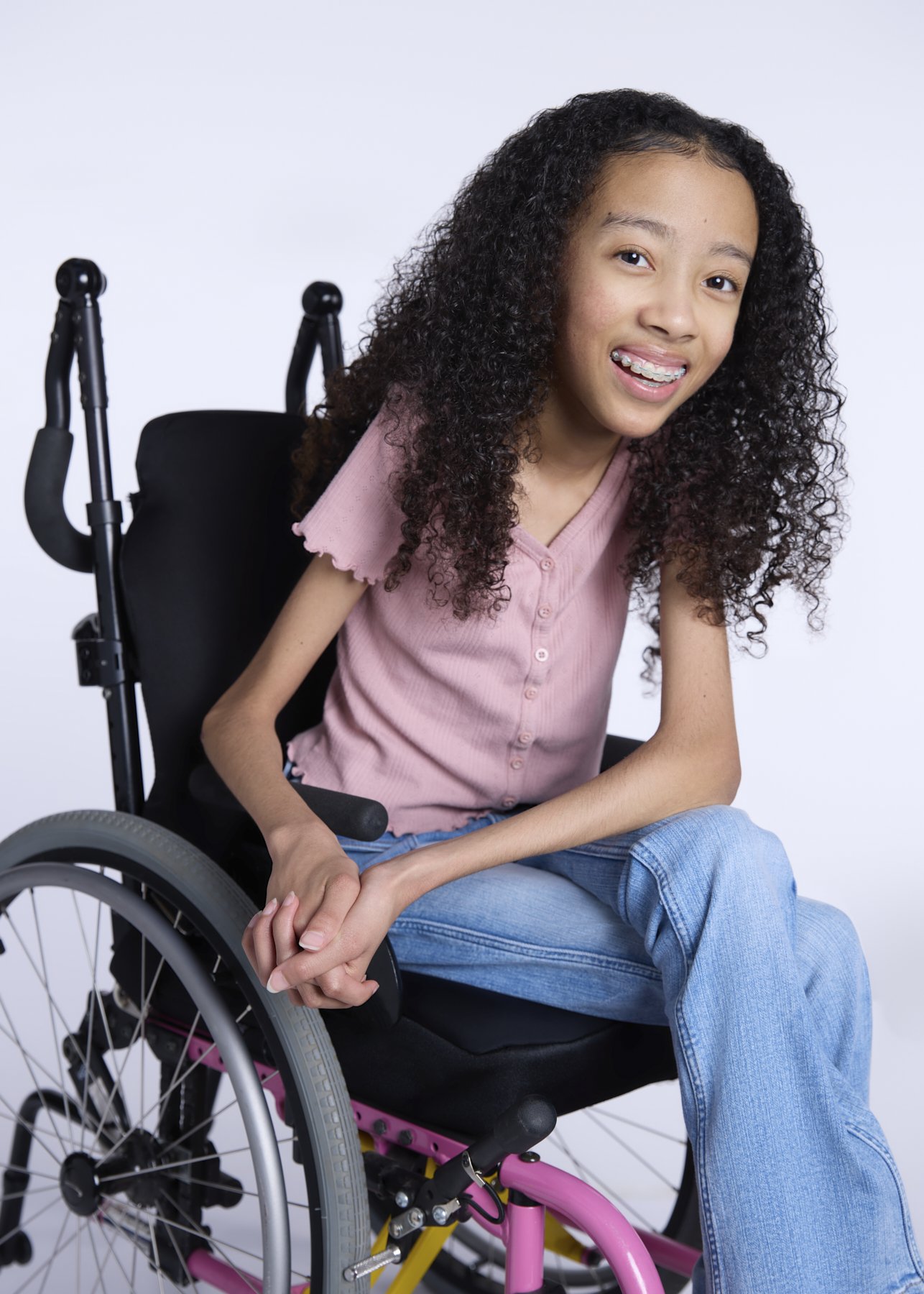 KidsFashion_WheelchairUser_DisabledModel_VancouverZoe_Headshots053.jpg