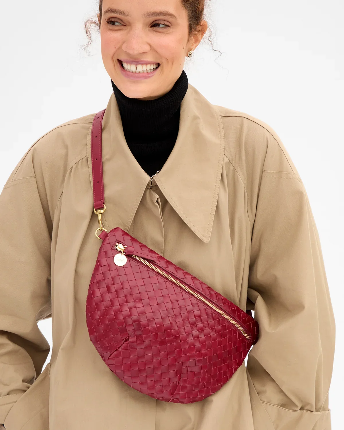 Grande-Fanny-Medium-Woven-Diagonal---CVH1000949-GARNT---Laura_2.webp