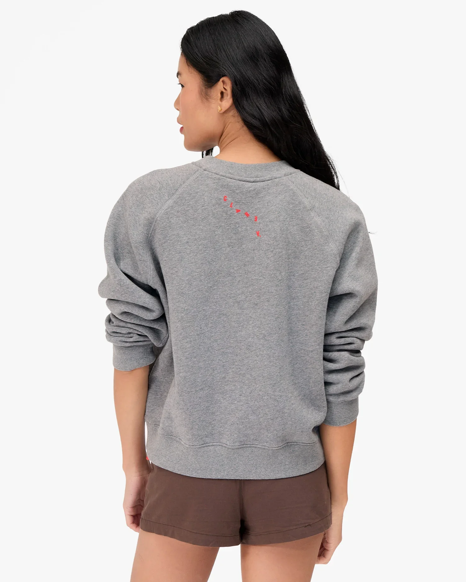Le-Court-Sweatshirt-Petit-Chenille-Anchor---CVA1000529-GRYML---Sandra_2_c2c19aca-9ac9-49f9-bdd3-e634c46c831f.webp