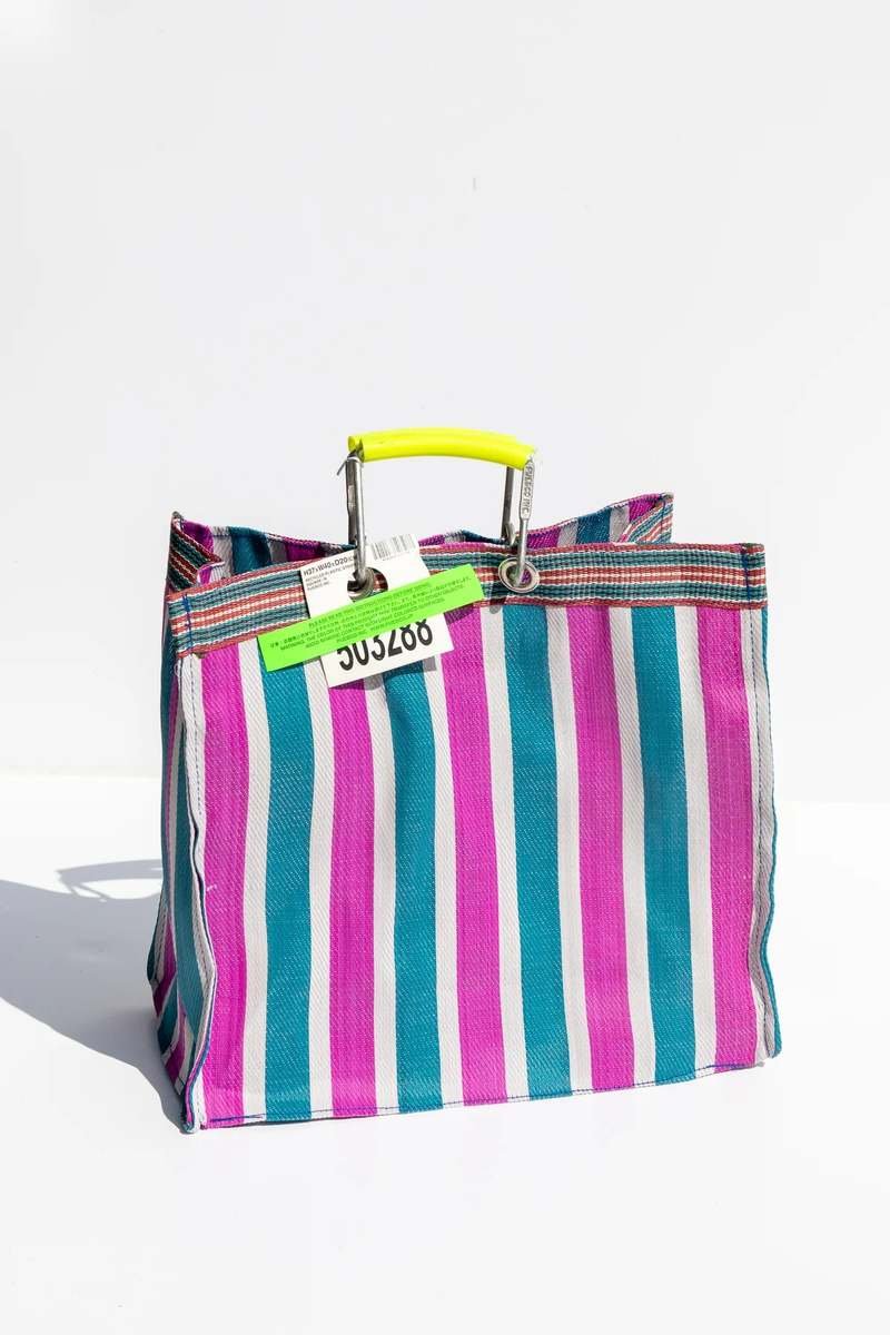 Large-Striped-Tote-20260312002652.jpeg
