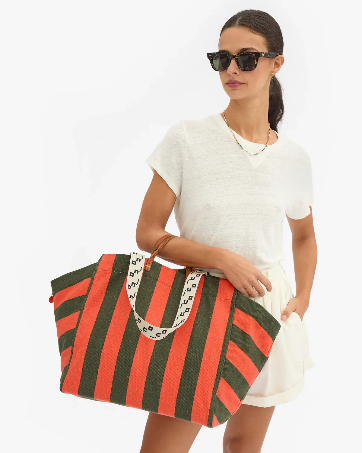 La-Cote-Tote-Canvas-Stripe---CVH1001195-ARBPO---Marie_1.webp