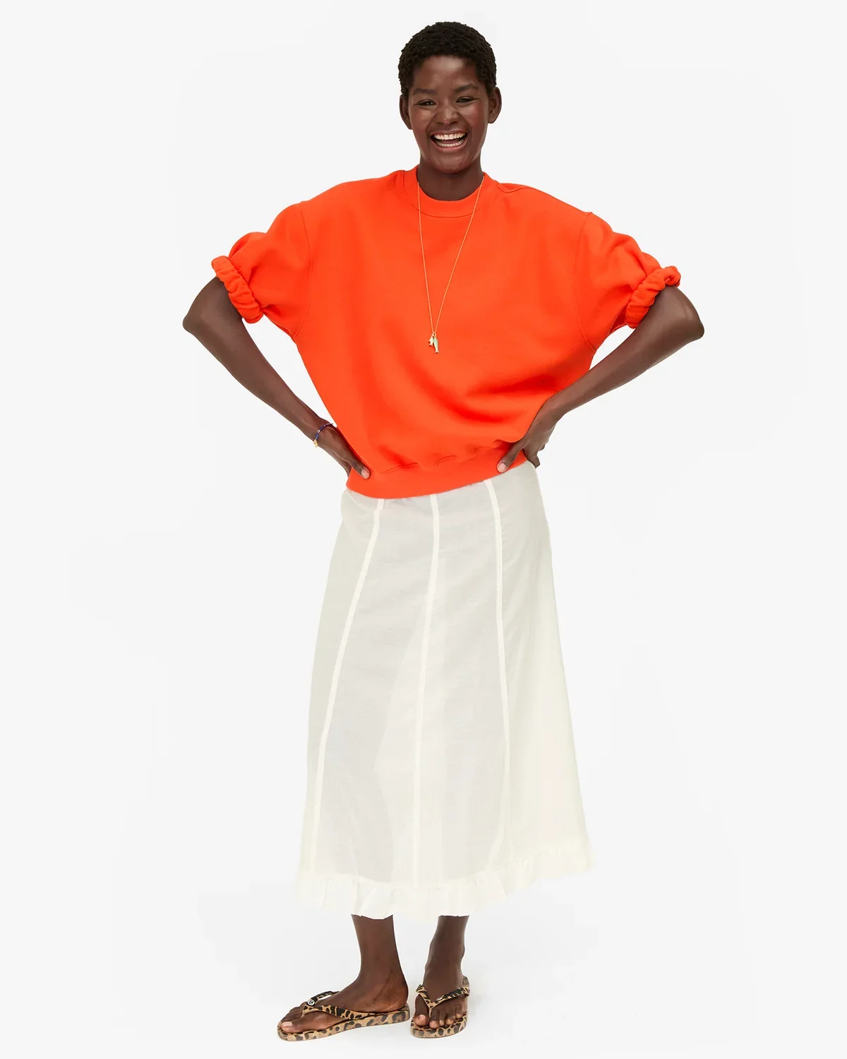 Short-Sleeve-Oversized-Sweatshirt---CVA1000703-LORNG---Mouna_2_7de694b7-2e00-4e1b-9252-ff3b3bde858b.webp