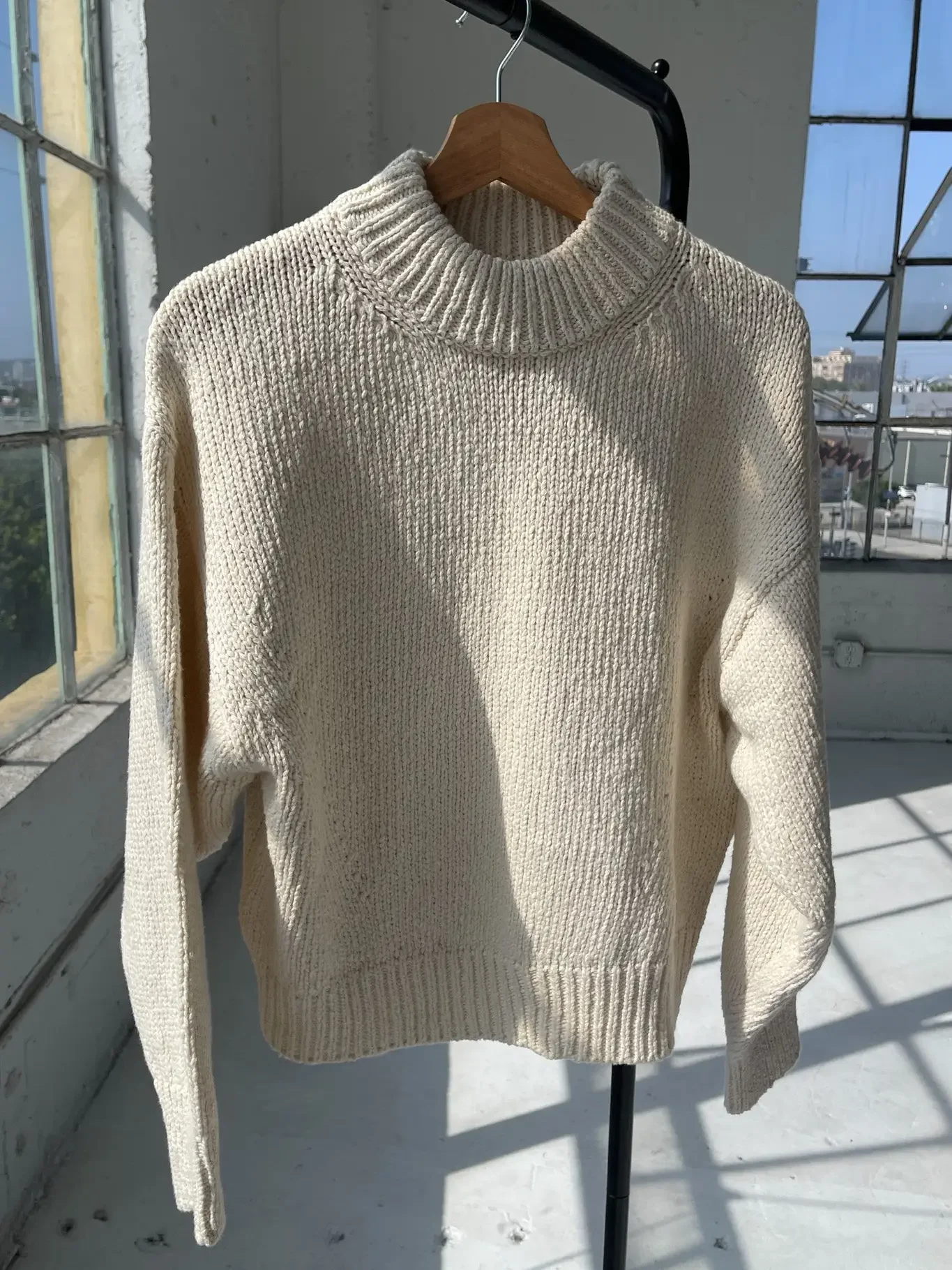 Le Bon Shoppe Zoe Cotton Sweater in Naturel