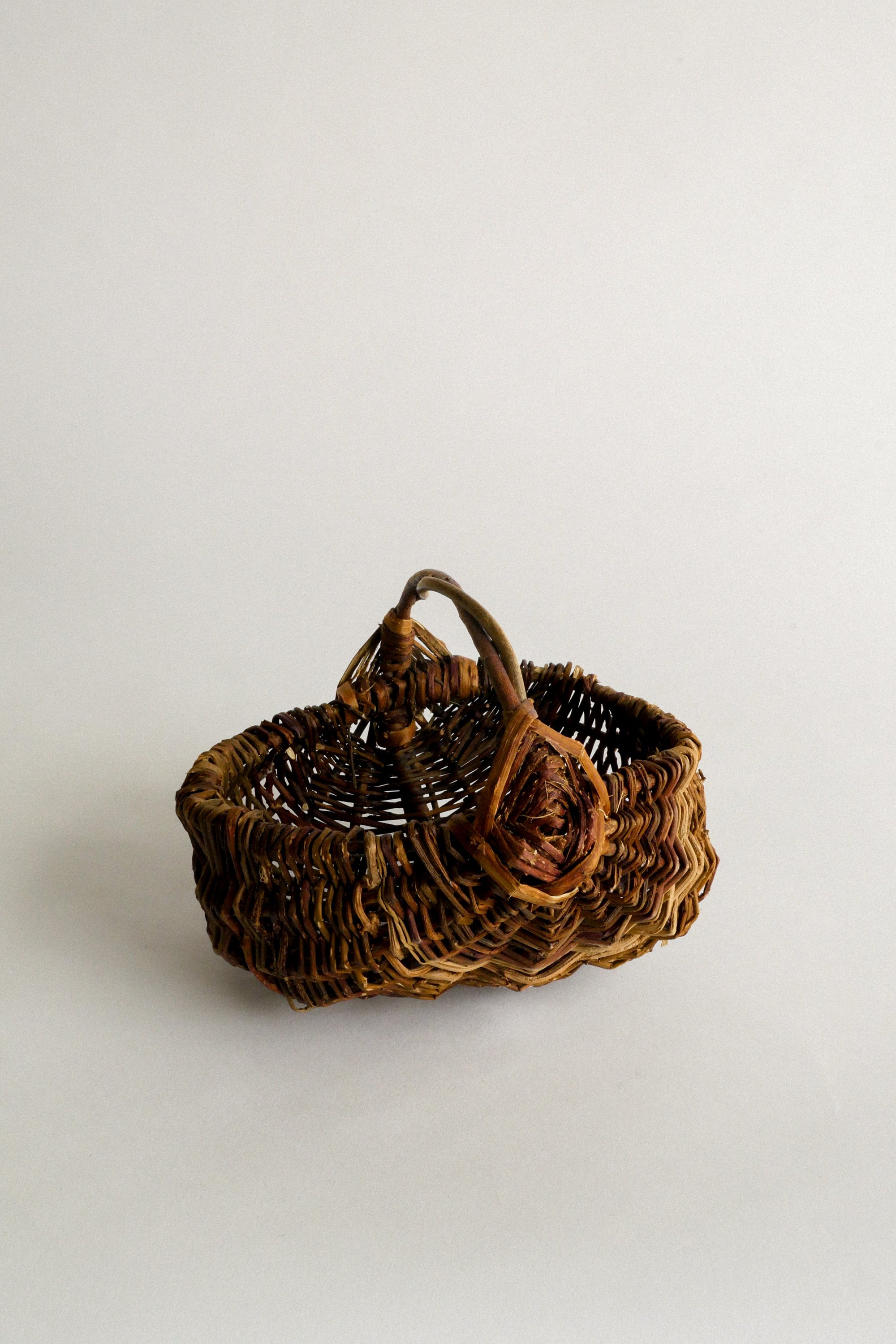 Panier vannerie sauvage 02.