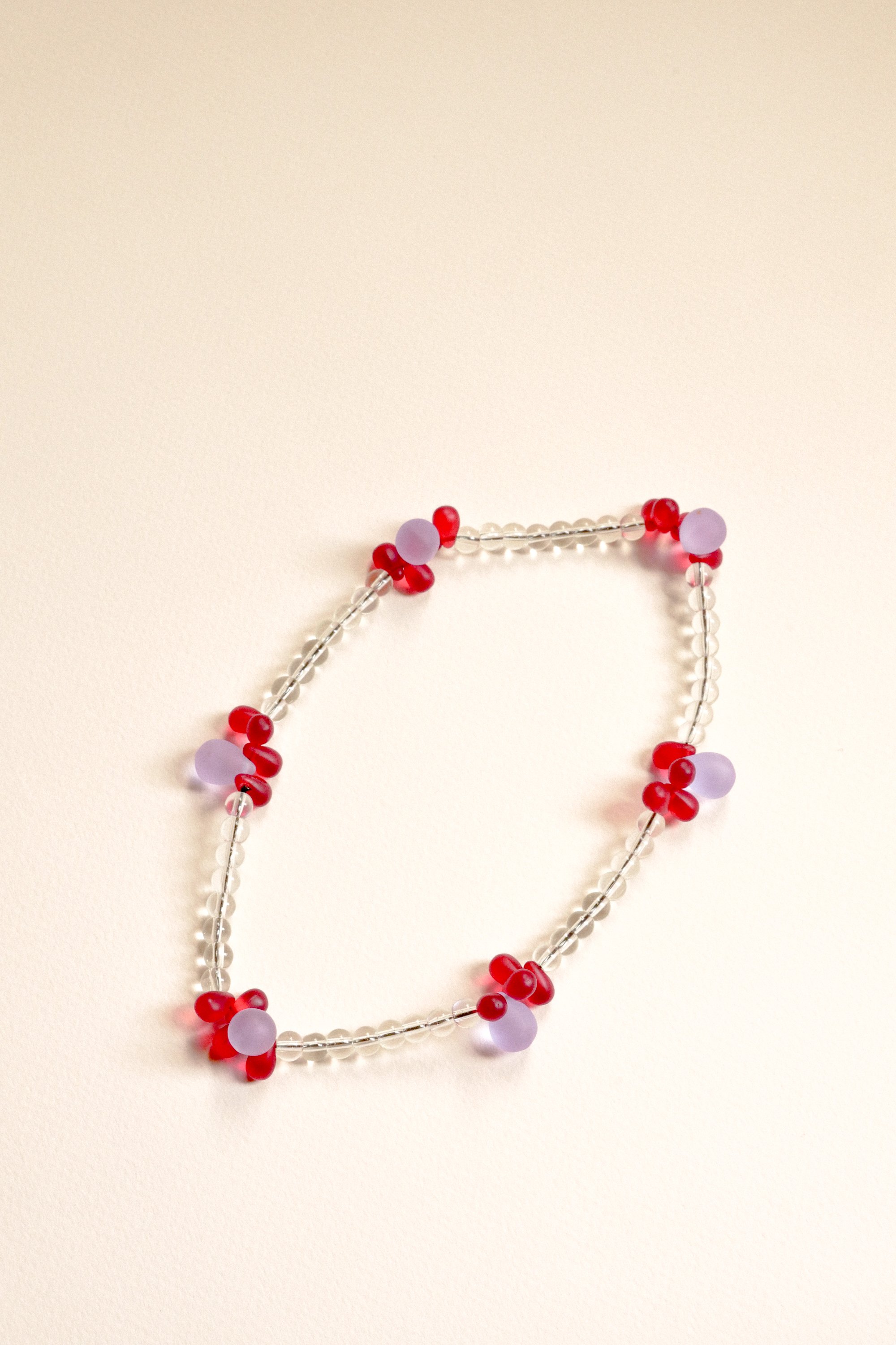collier Bouquet lilas/rouge.