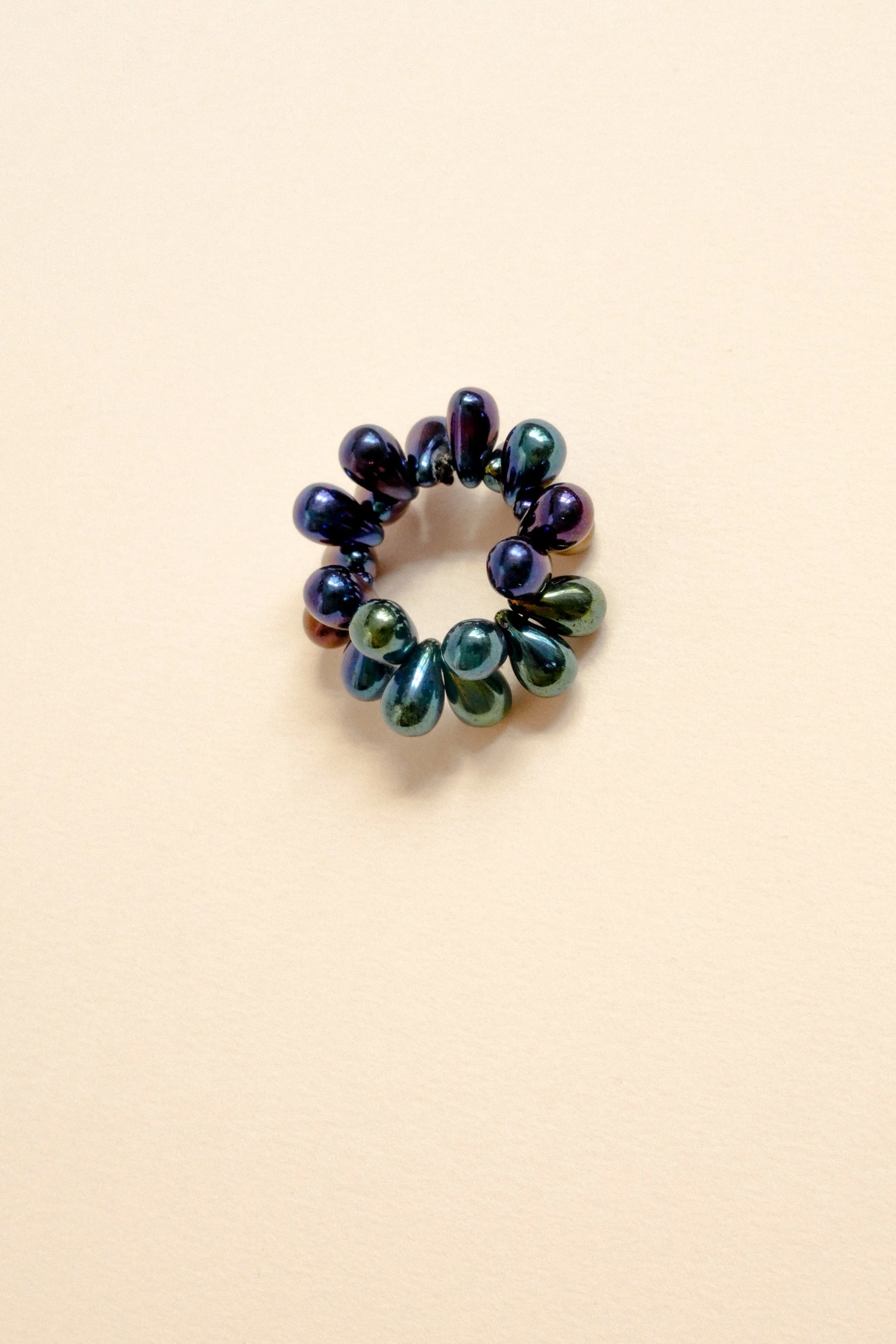 Bague oursin arc en ciel.