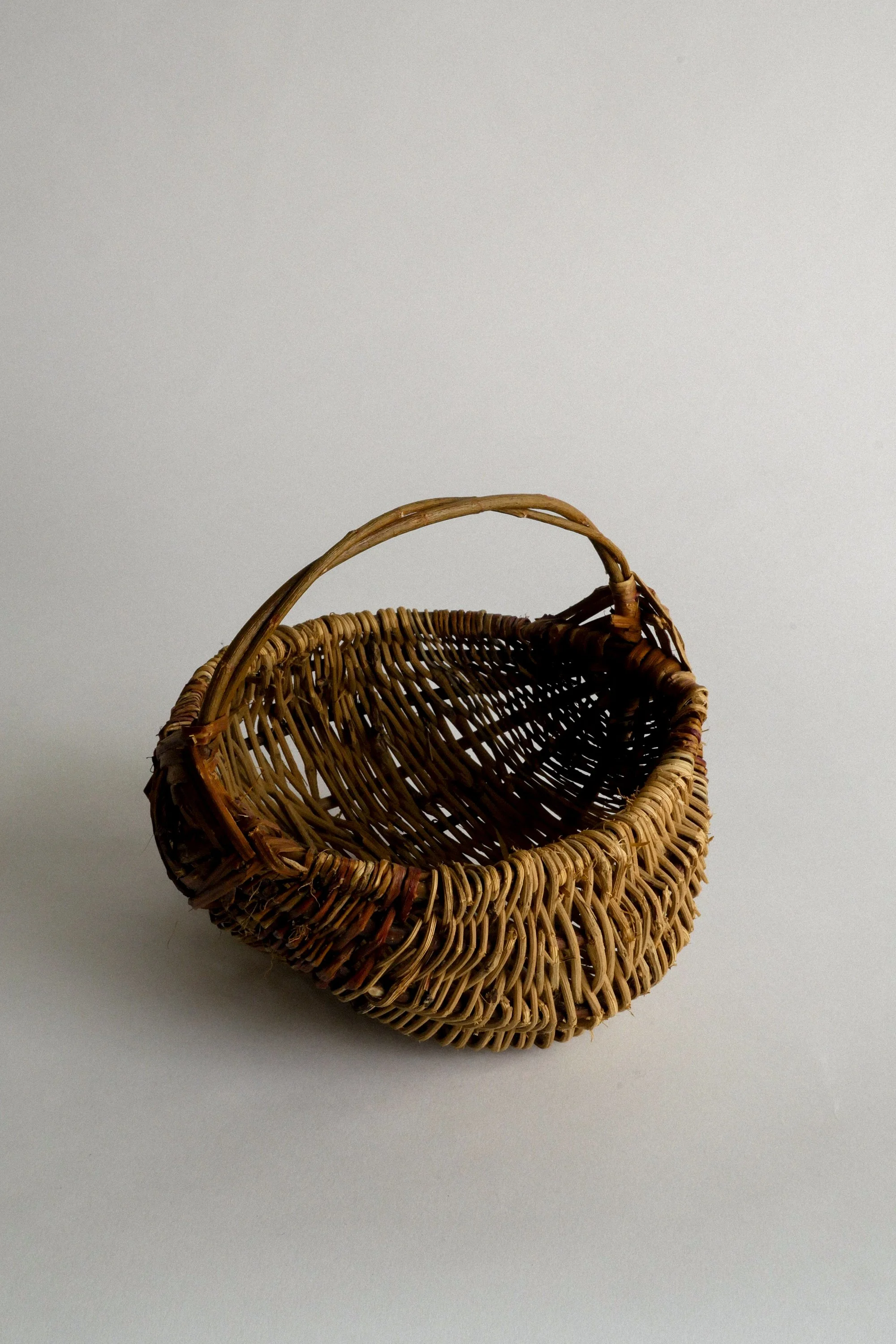 Panier vannerie sauvage 01.