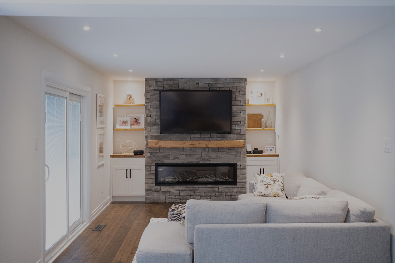 toronto-custom-home-builder-contact-overlay.jpg