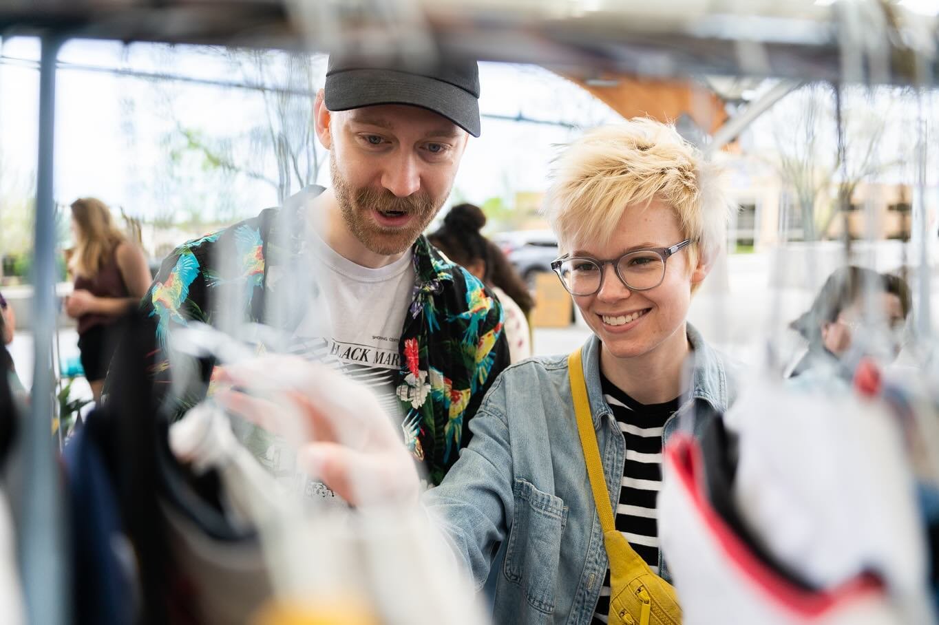 🗓️🛍️Save the date vintage fam! The Minneapolis Vintage Market is headed BACK to @stlouispark ROC on Saturday, May 11th 11 am - 4 pm. 

Update your spring/summer ☀️style with Minnesota&rsquo;s best vendors, who thoughtfully curate their selection of
