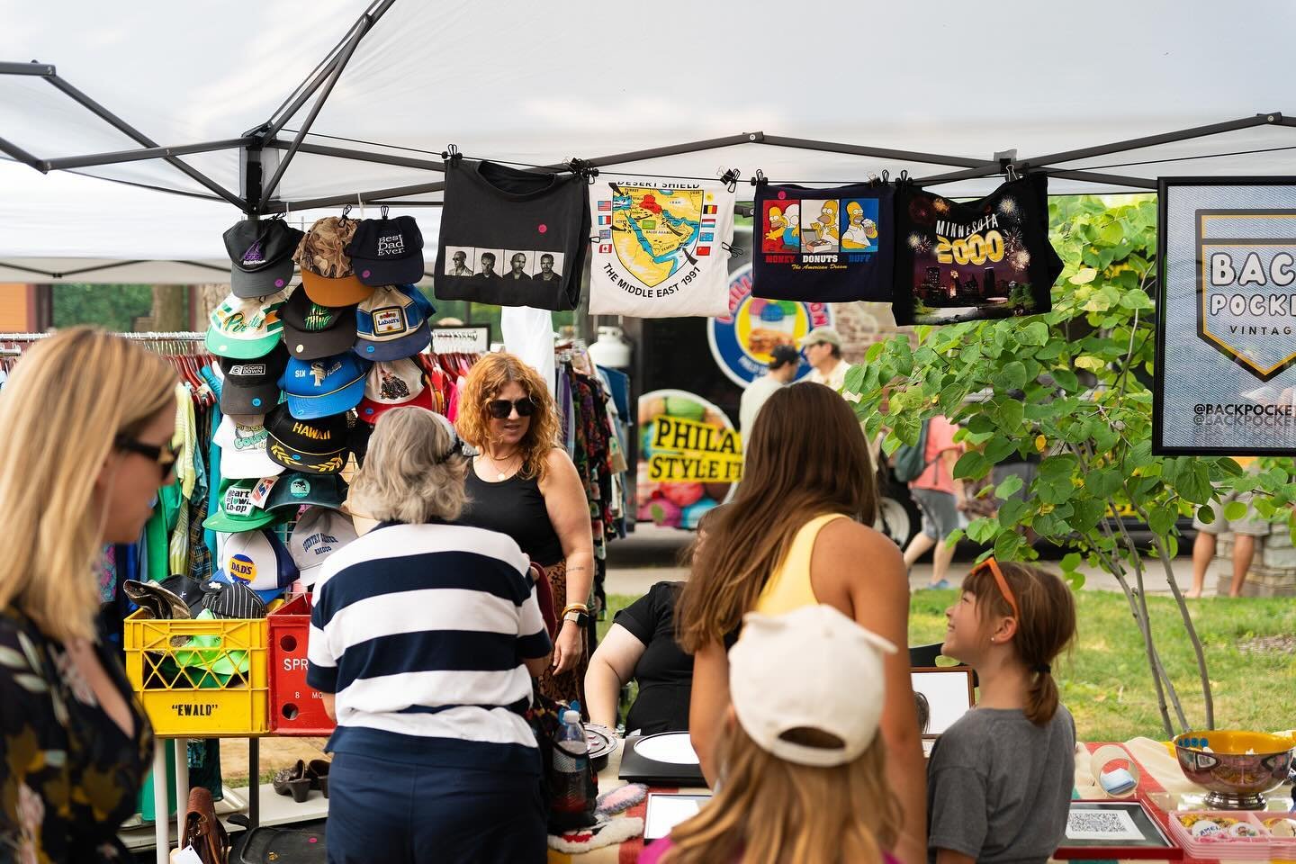 Registration is OPEN for the highly anticipated  @minnehahafallsartfair, happening July 19th -21st! ☀️🌳🛍️Don&rsquo;t miss out on this incredible opportunity to be amongst 150+ artists🎨 and vendor booths throughout the park. 

✨Vendors, seize the o