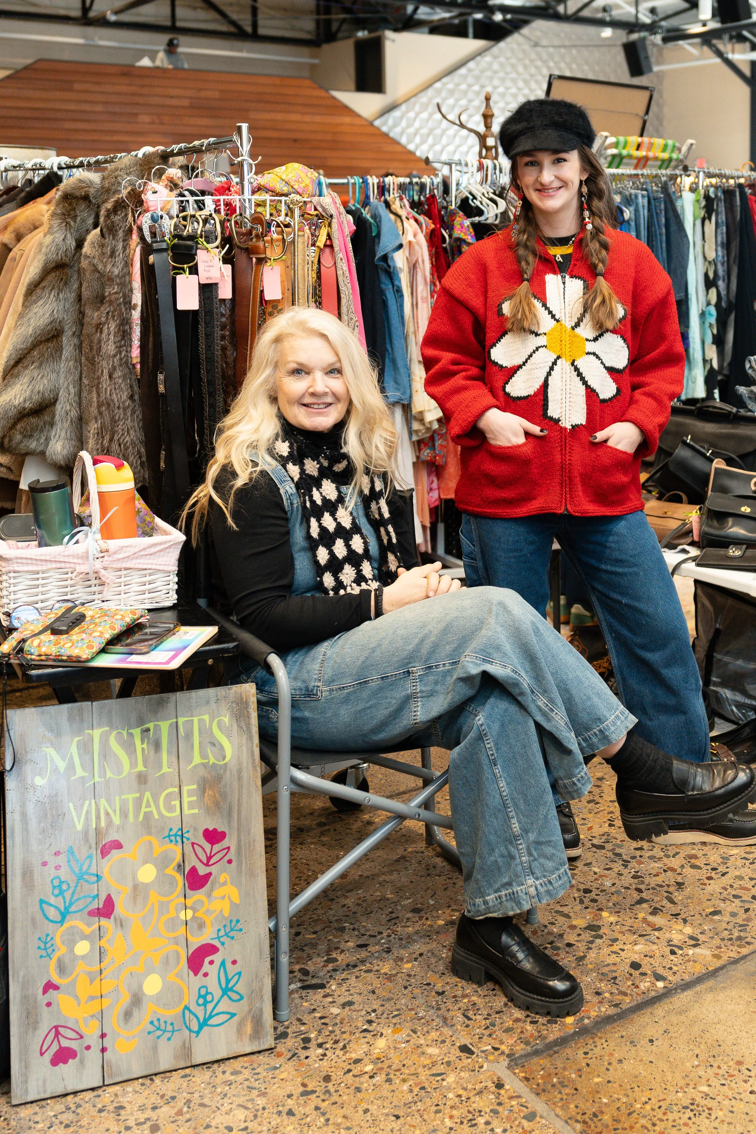 Minneapolis Vintage Market at Quincy Hall