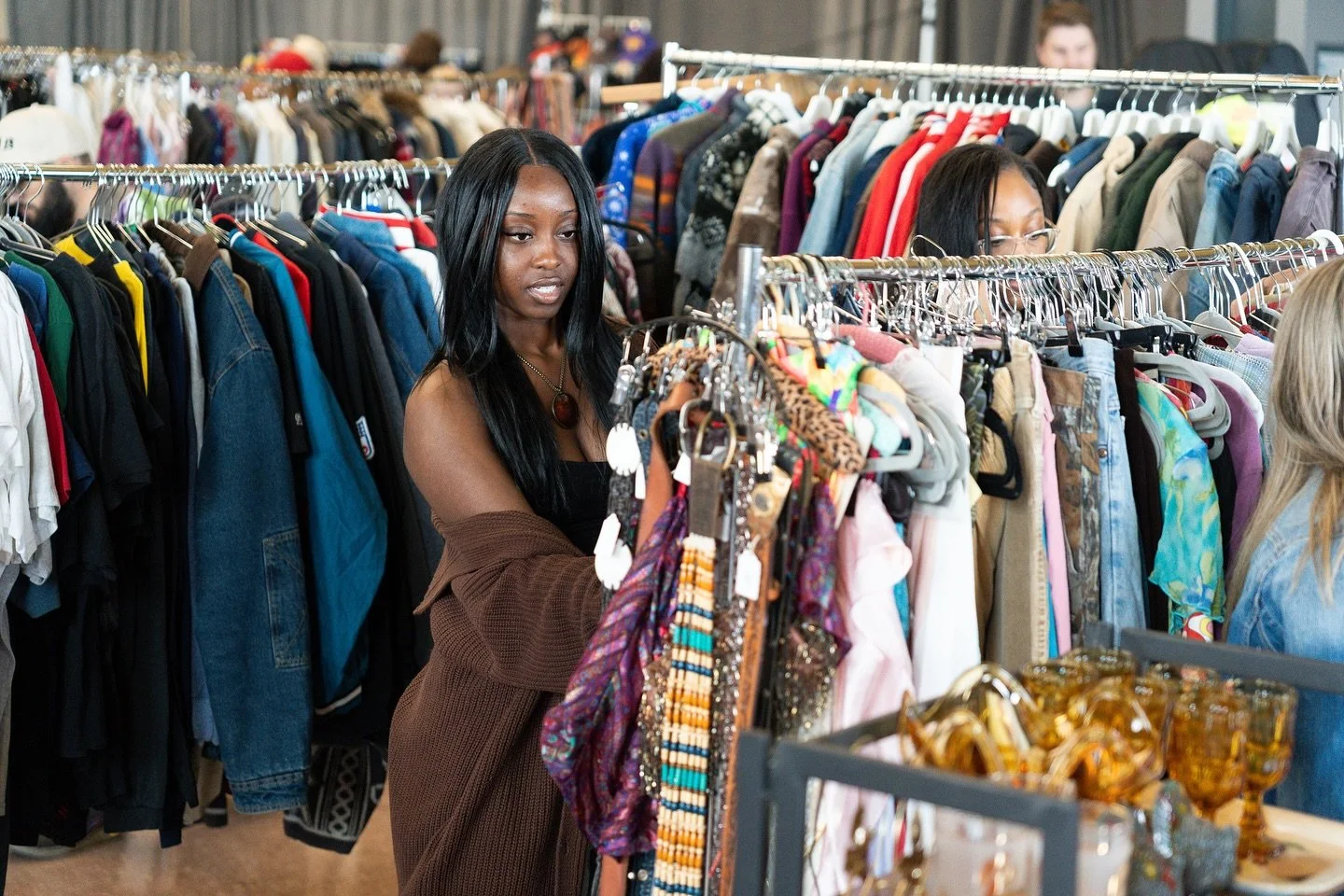 Sunday Vintage Market