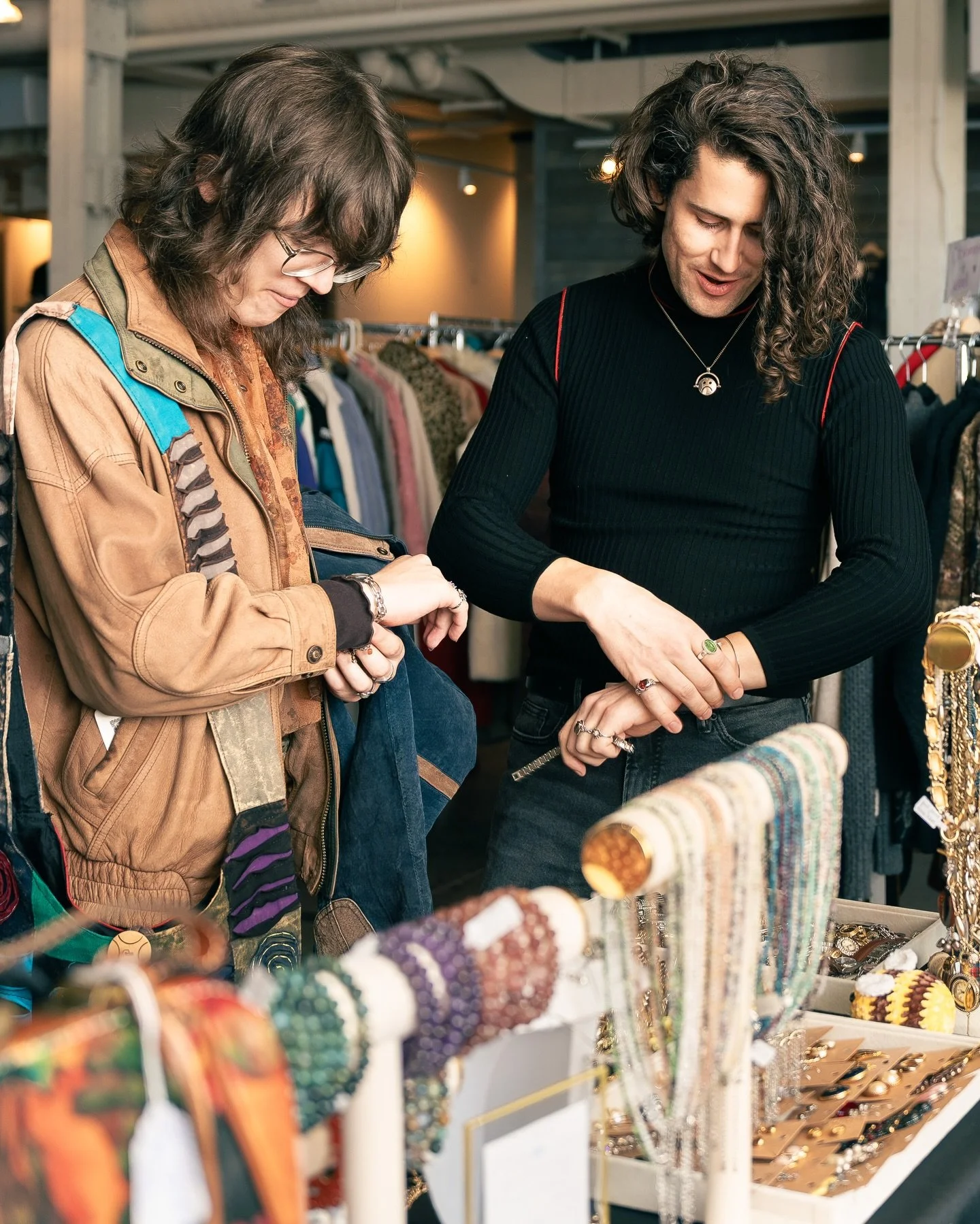 New year. New finds. Same great energy.

Join us @quincyhallmpls for the first market of 2026 featuring 70 🛍️vintage vendors, nostalgic vibes 🎵@djbusterbaxter, and a photobooth 📸with @darin_k_.

🎟️Early Birds get in at 11 with complimentary @misf