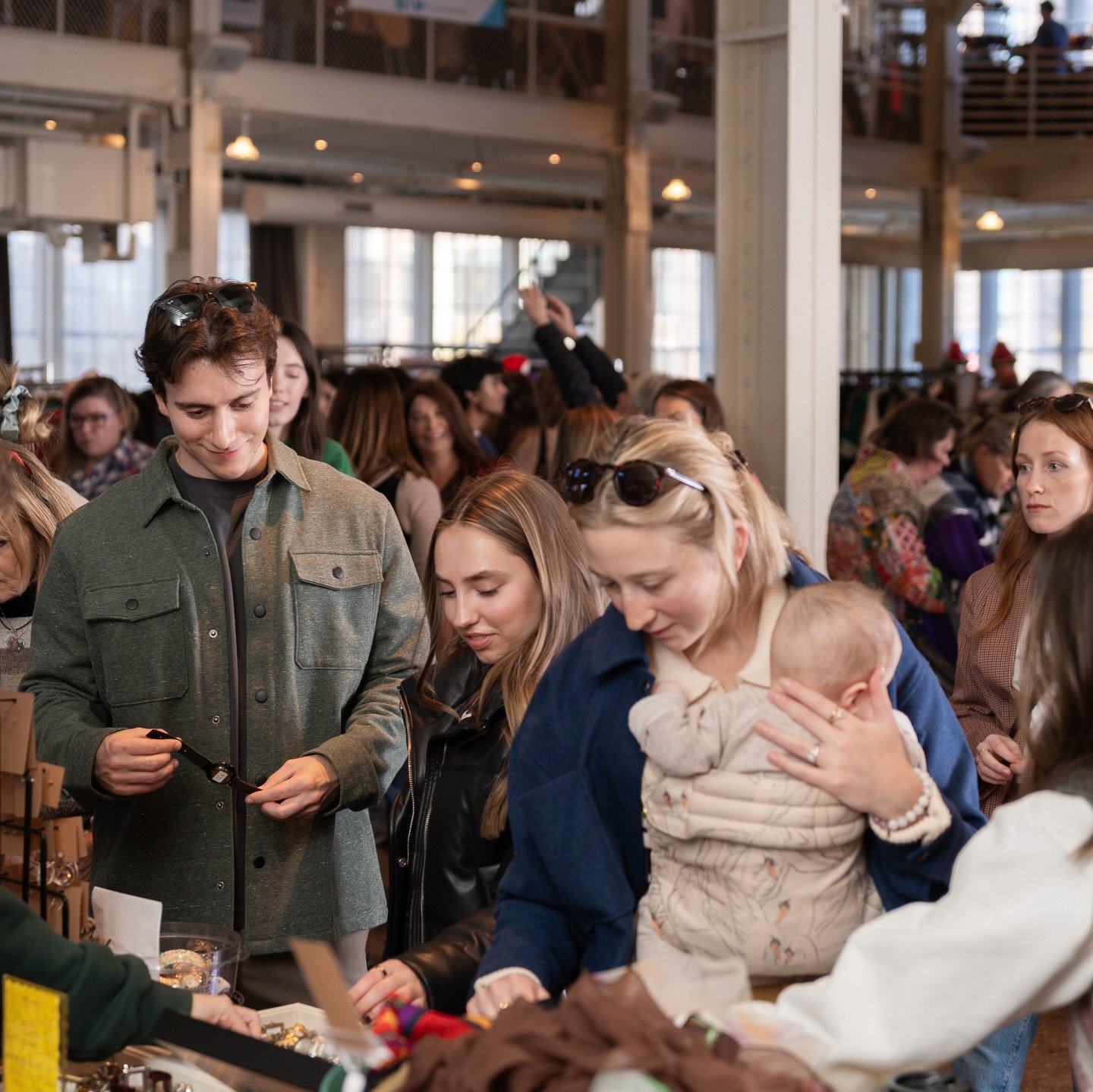 The Minneapolis Vintage Market is more than a market it&rsquo;s a community. ✨

Traders come share your style, stories, and finds shoppers who love supporting local. Sign up now and be in community with us. Link in bio to register. 

#mplsvintage #mp