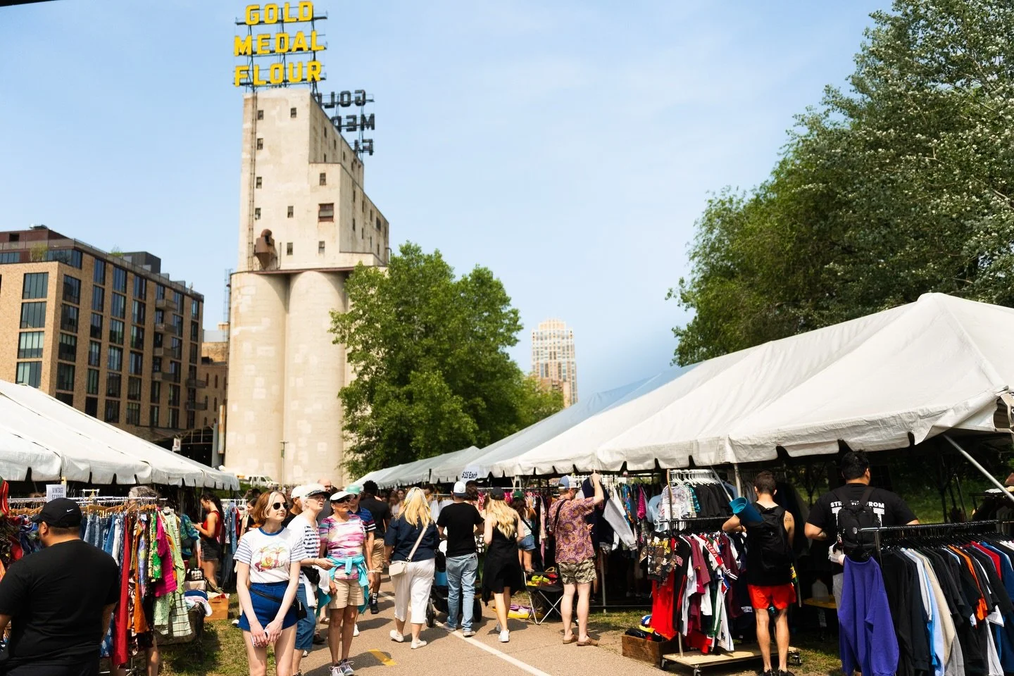 ☀️You already know the vibes&hellip;Stone Arch Bridge Festival weekend = good energy, great people, and nonstop vintage shopping.

Vendor registration opens tomorrow at 12PM 📢don&rsquo;t sleep on it.
🗓️June 20 &bull; 10&ndash;7
🗓️June 21 &bull; 10
