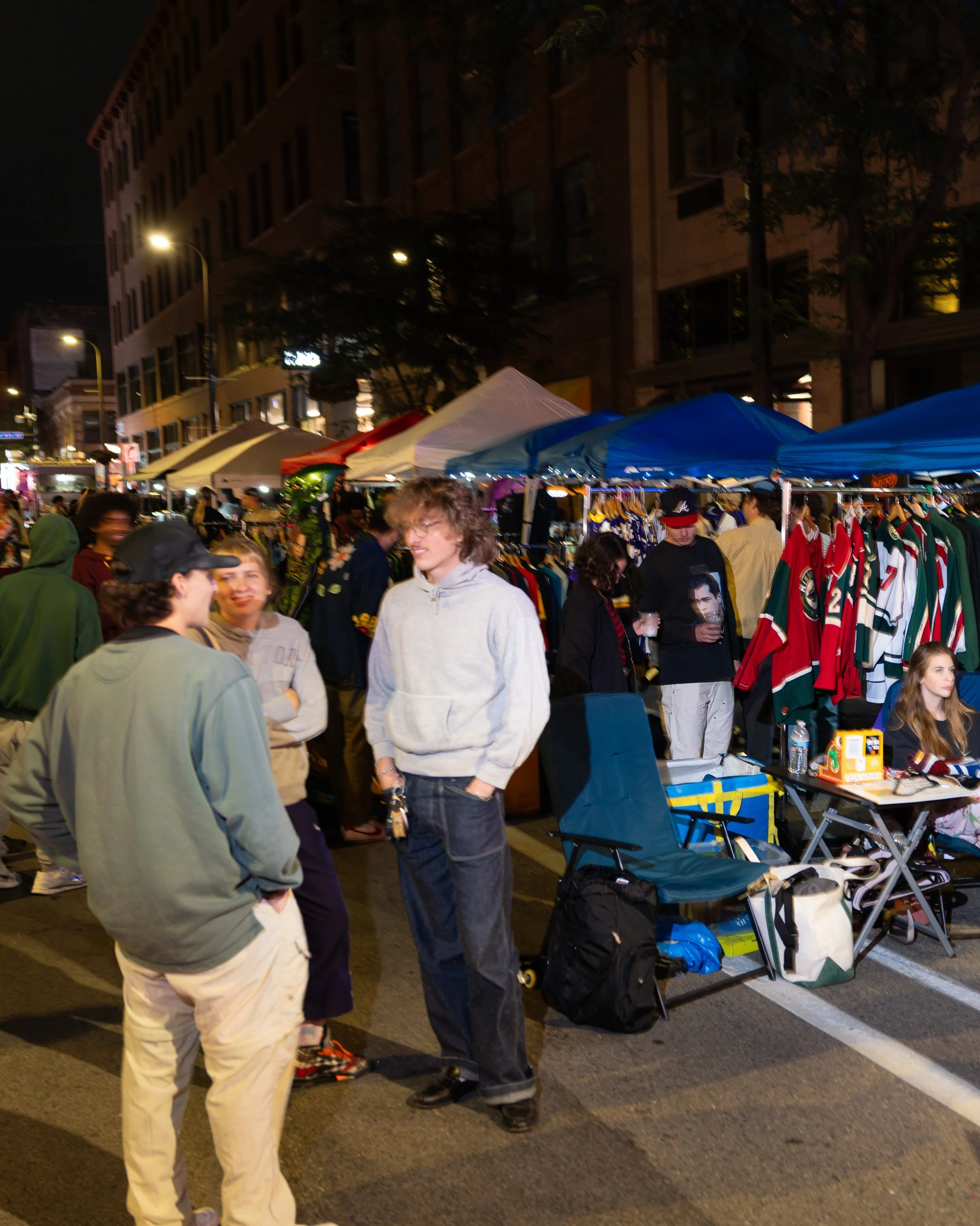 Traders SAVE THE DATE 🗓️Wednesday, June 17. We&rsquo;re pulling up to Nicollet Mall for the Downtown Wednesdays Block Party 3 - 7PM. Find all the vintage, art, food trucks &amp; live music from @danceagenda. Don&rsquo;t wait to register your spot. ?