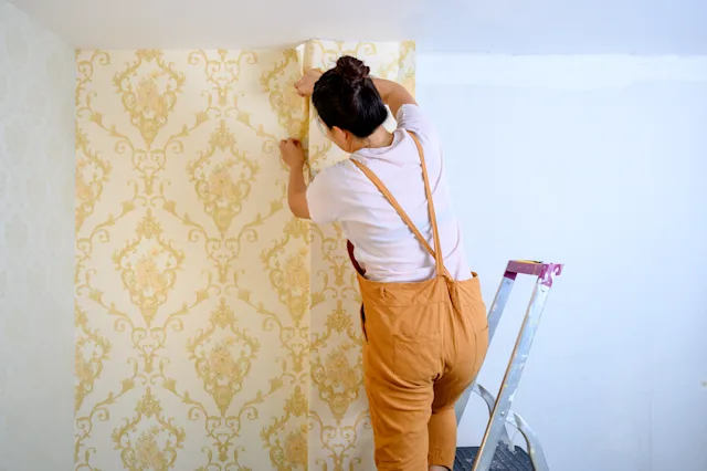 Wallpapering_Service.jpg