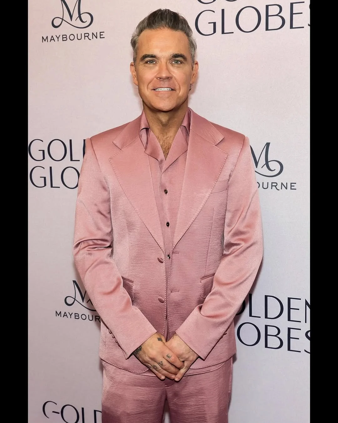  Robbie Williams  red carpet the Golden Globes