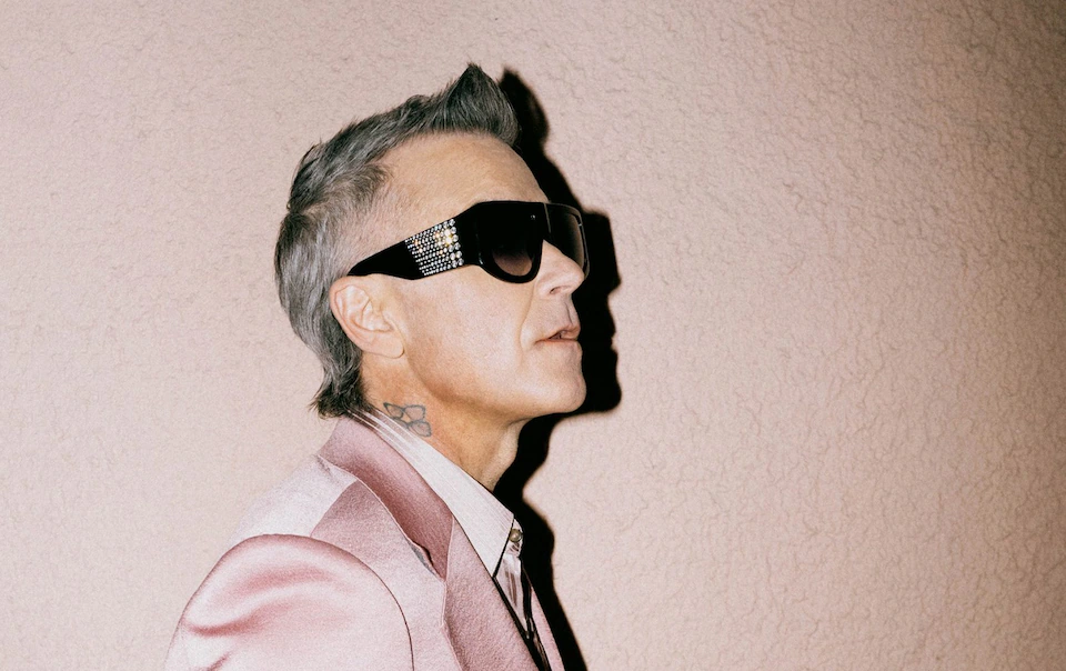  Robbie Williams  attending the Golden Globes