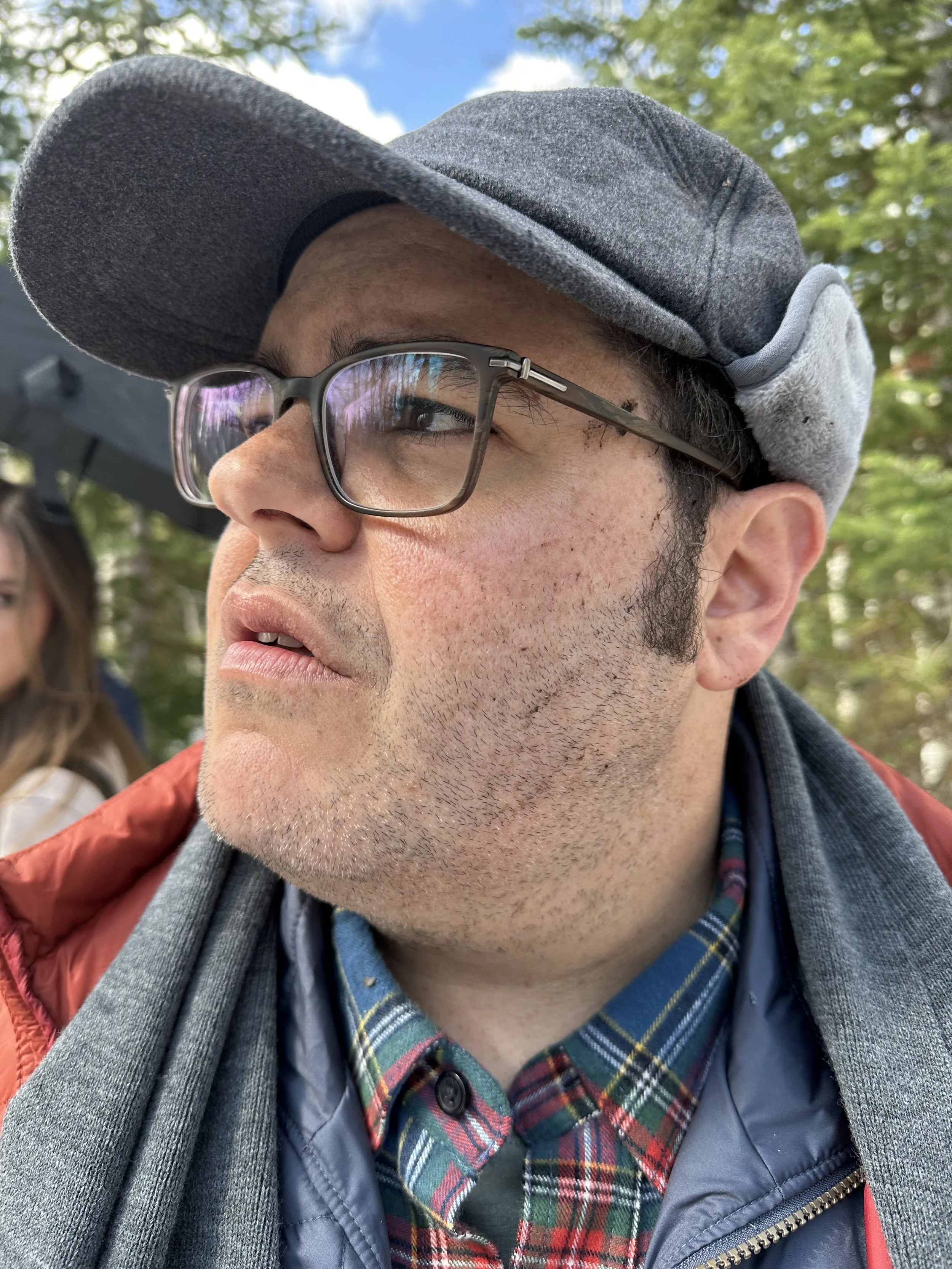 Dirt on face,Josh Gad in Couples Weekend