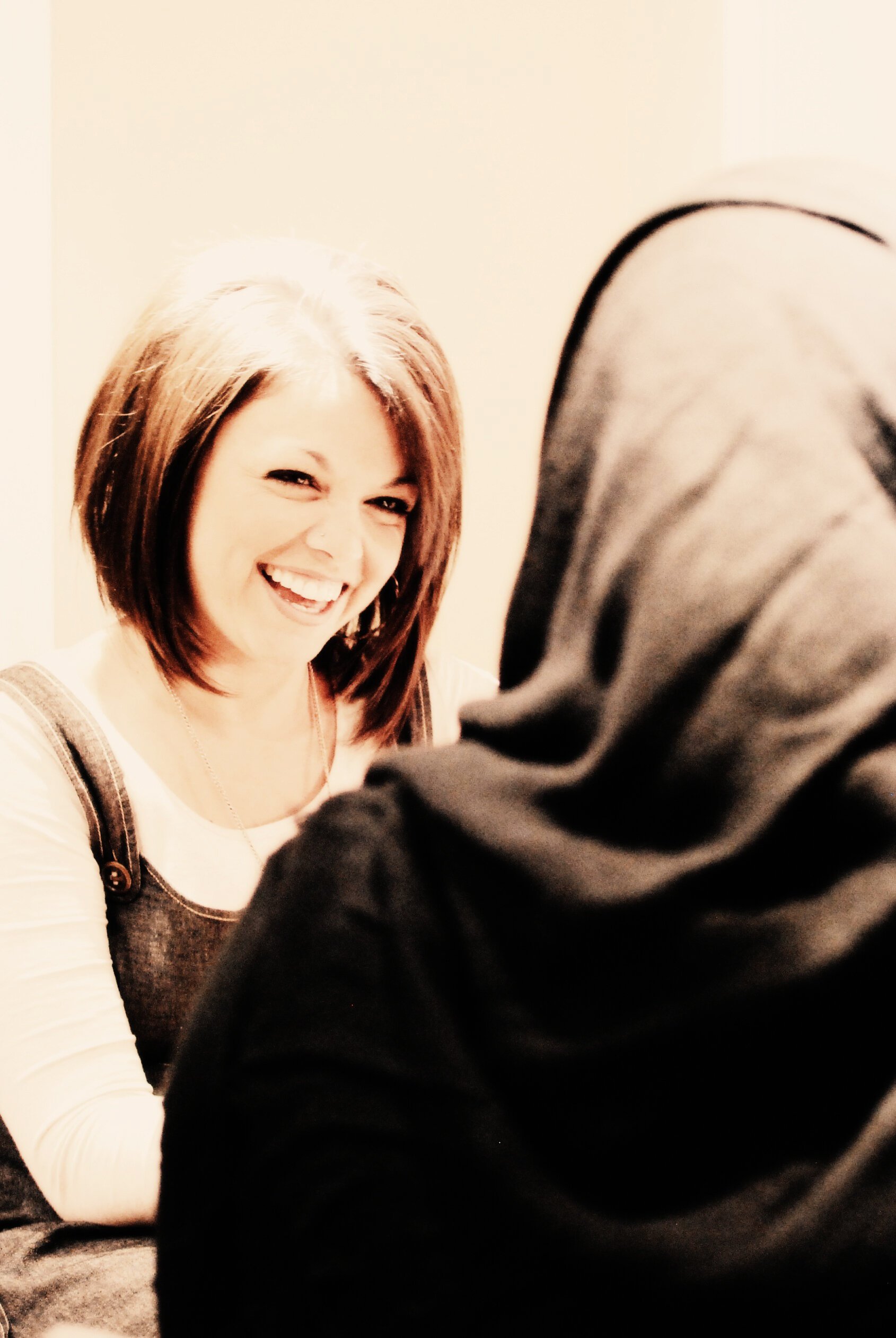 Conozca un poco sobre Diga Hola