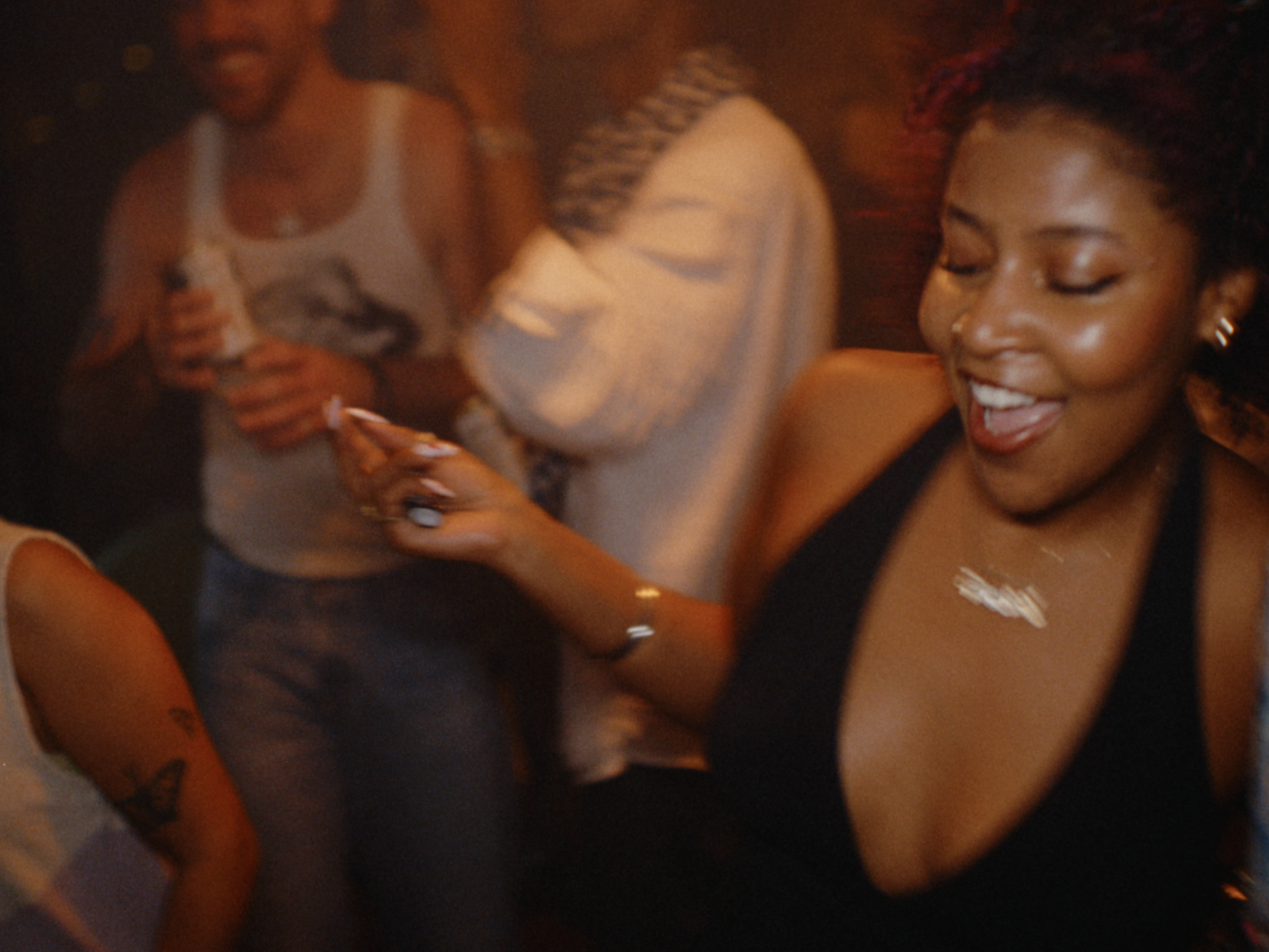 60 DIR CUT - ONLINE 4x3 for stills-00-00-36-286.jpeg