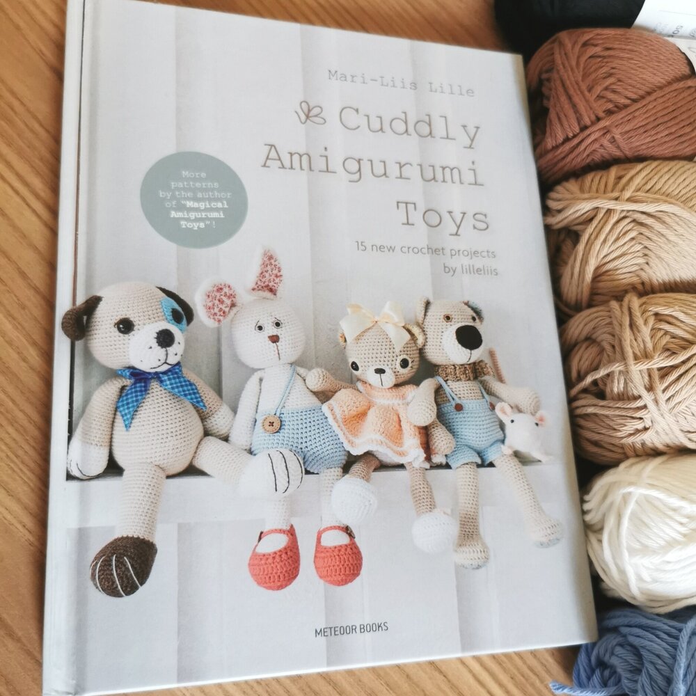 Cuddly Amigurumi Toys: 15 New Crochet Projects by Lilleliis