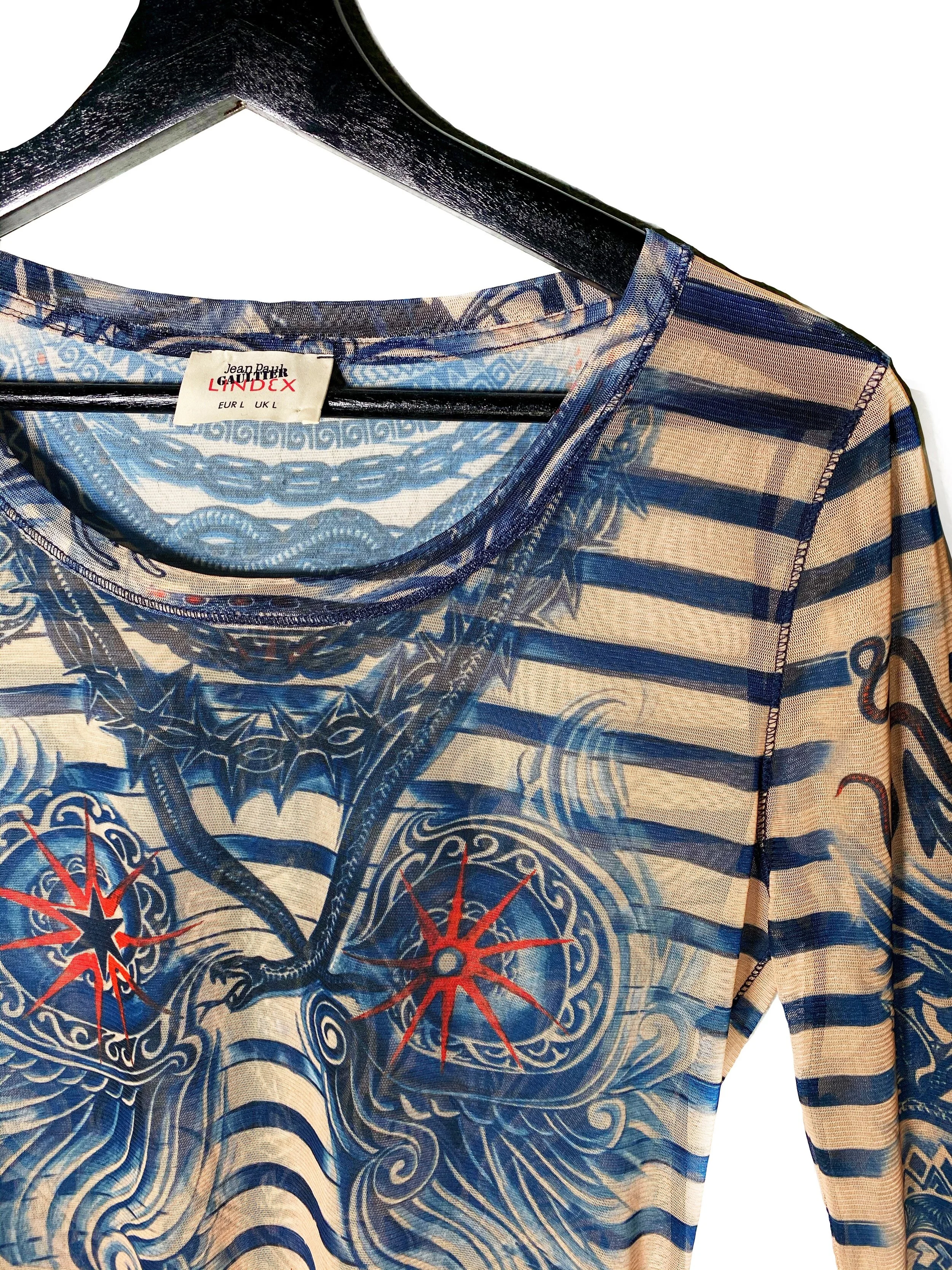 Untitled_Artwork 7.JPG