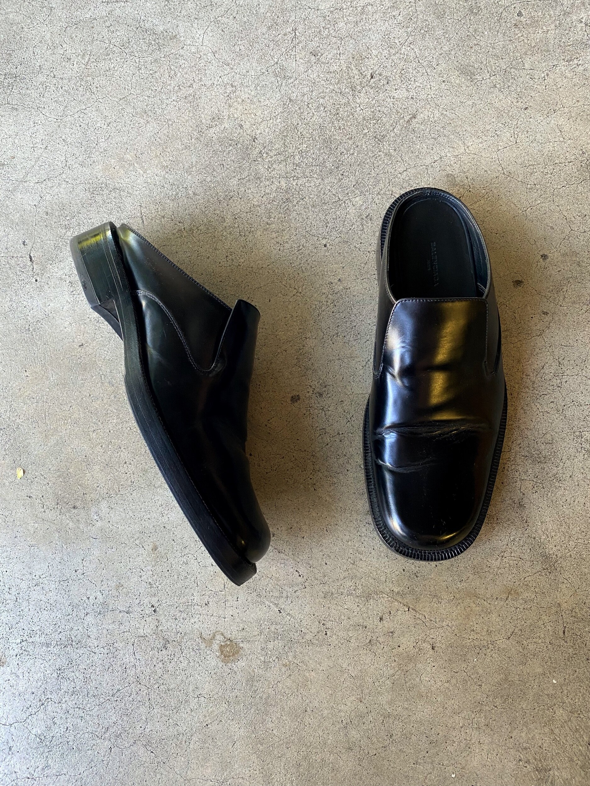 9A5C8DDD-2109-4742-99F2-EBBCFFE32D67