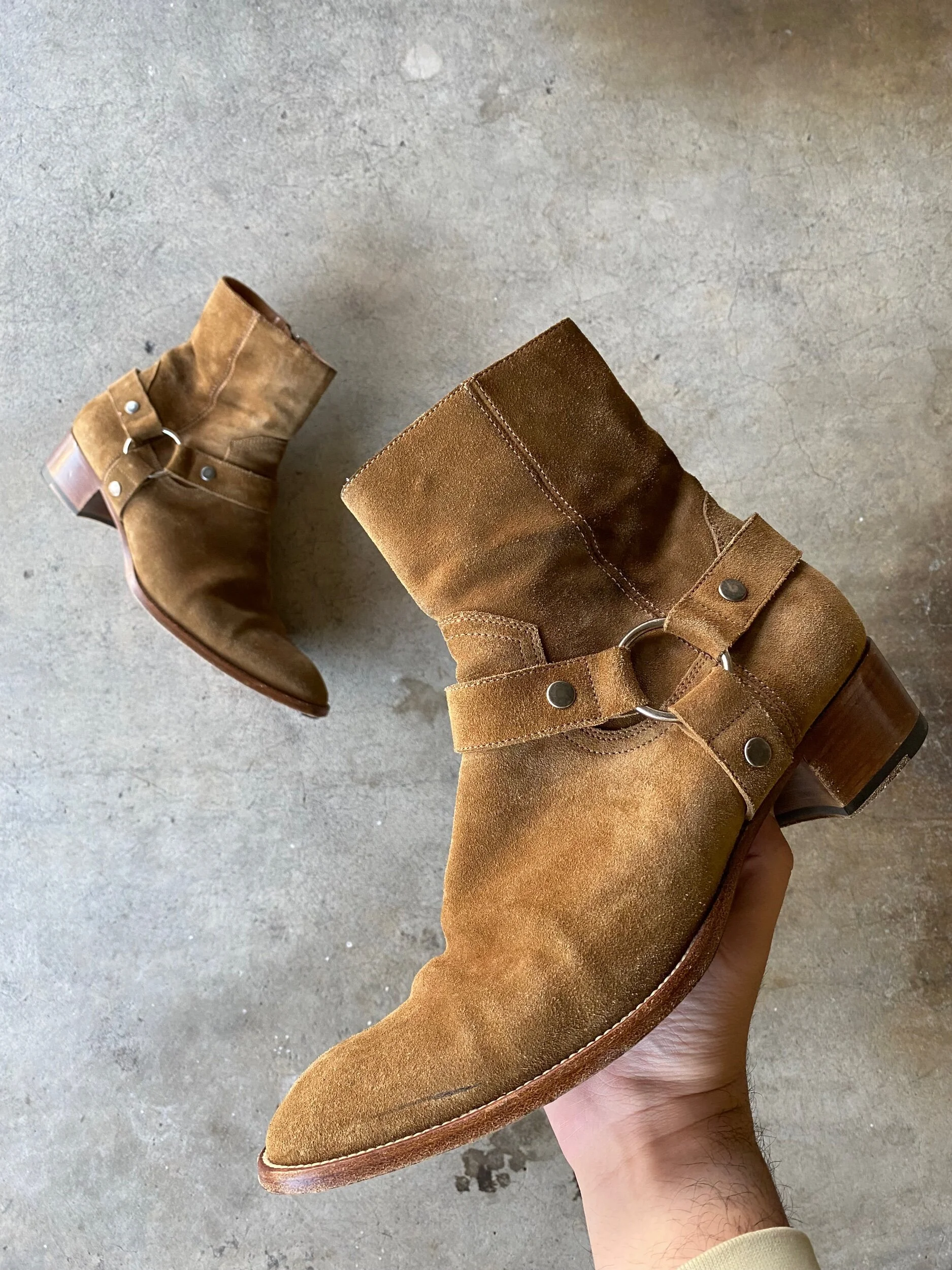 ECF290B9-8865-4CCF-8D39-A7D3C7206CBD