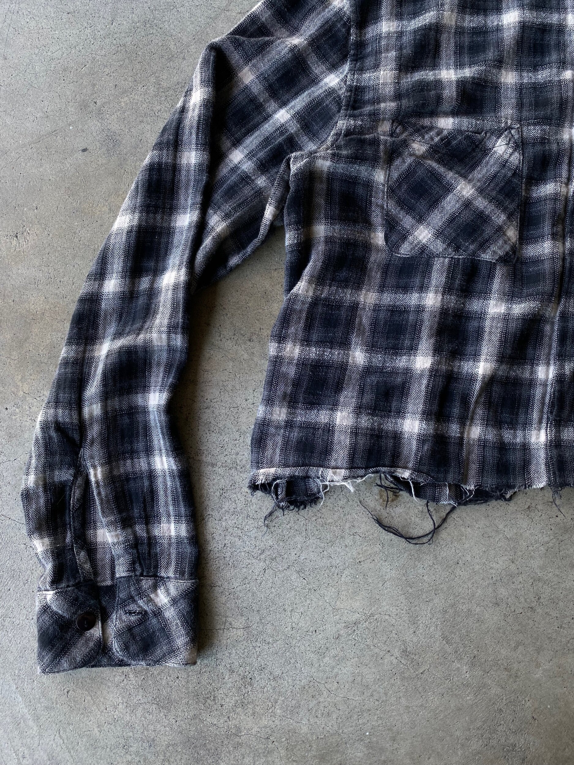 E793FAB0-0014-48AD-BA5B-858898BF97B2