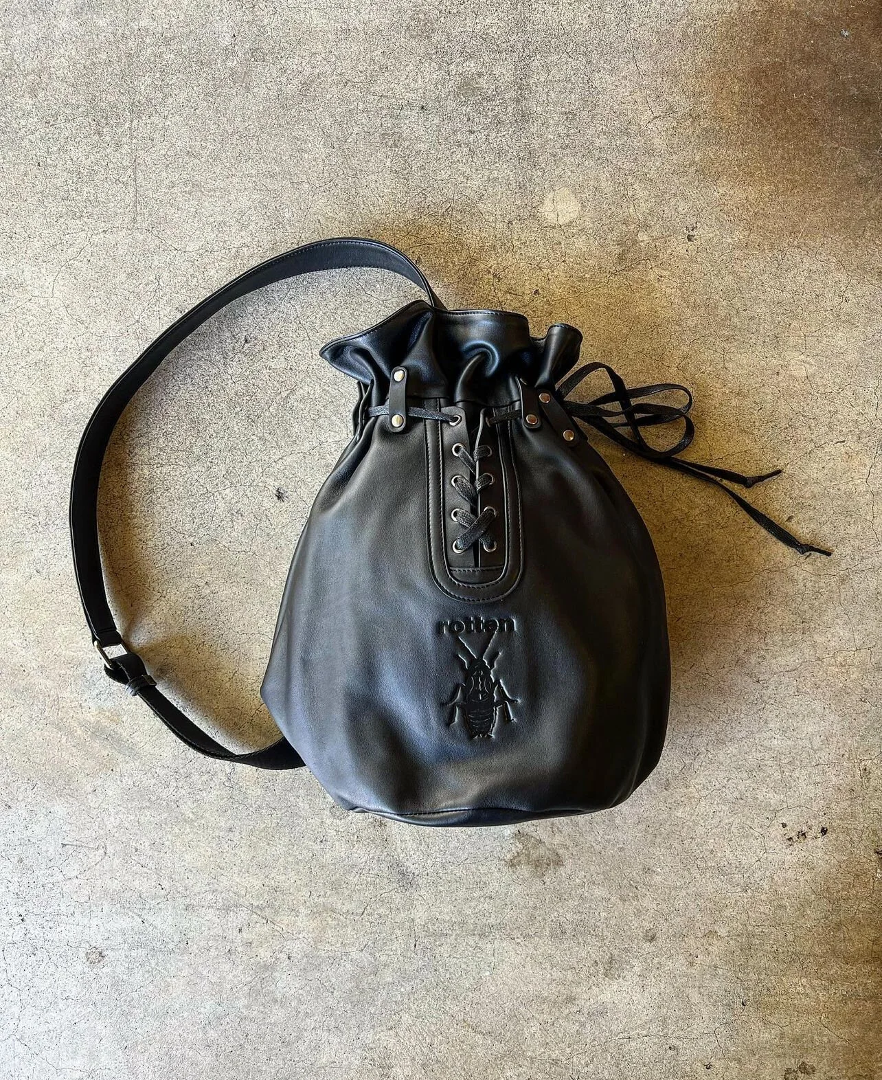 A82D3094-3B0A-4698-AB8C-F161D95BA0CB