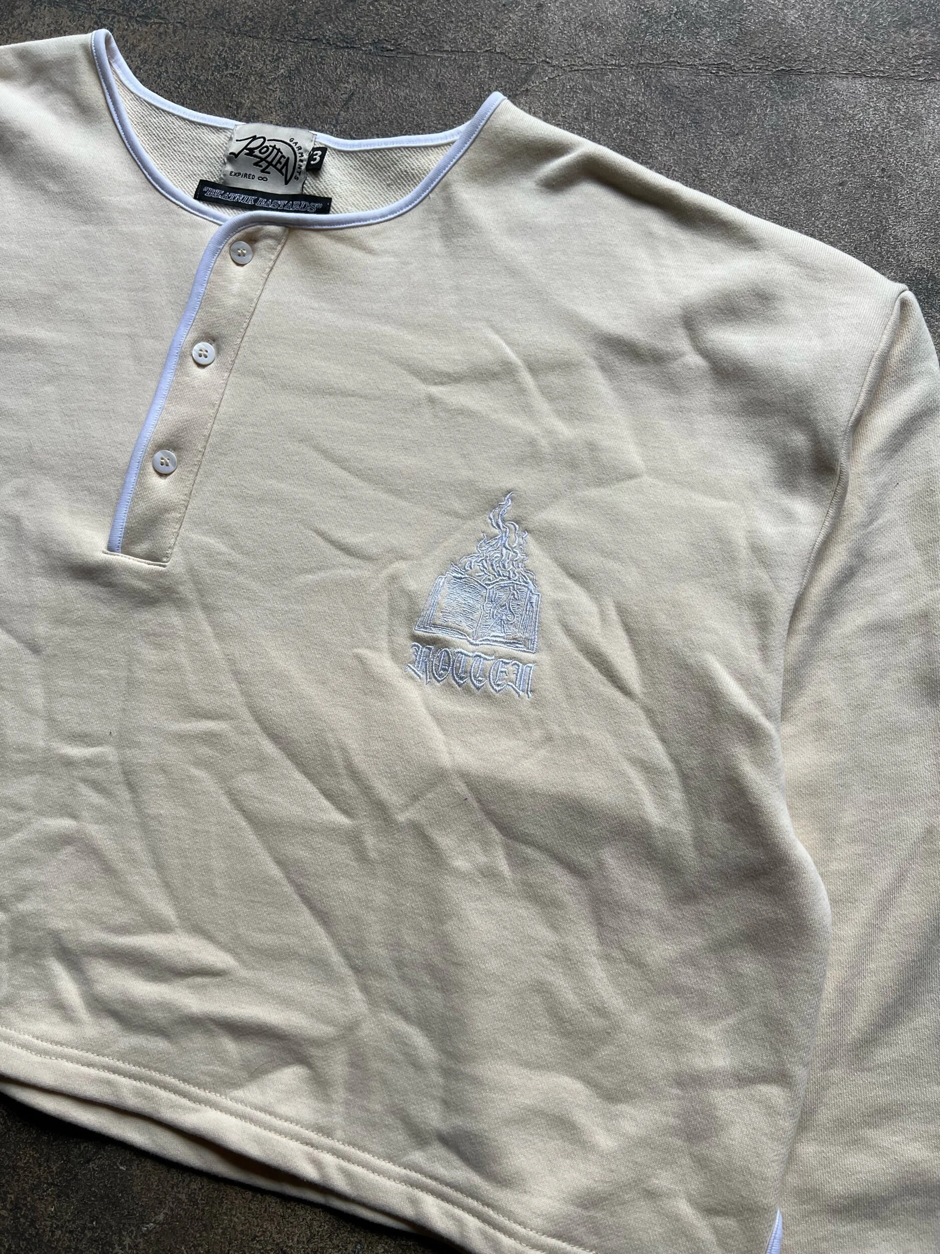 695FD7F2-E5FB-42A7-9DCC-981C8B5FA053