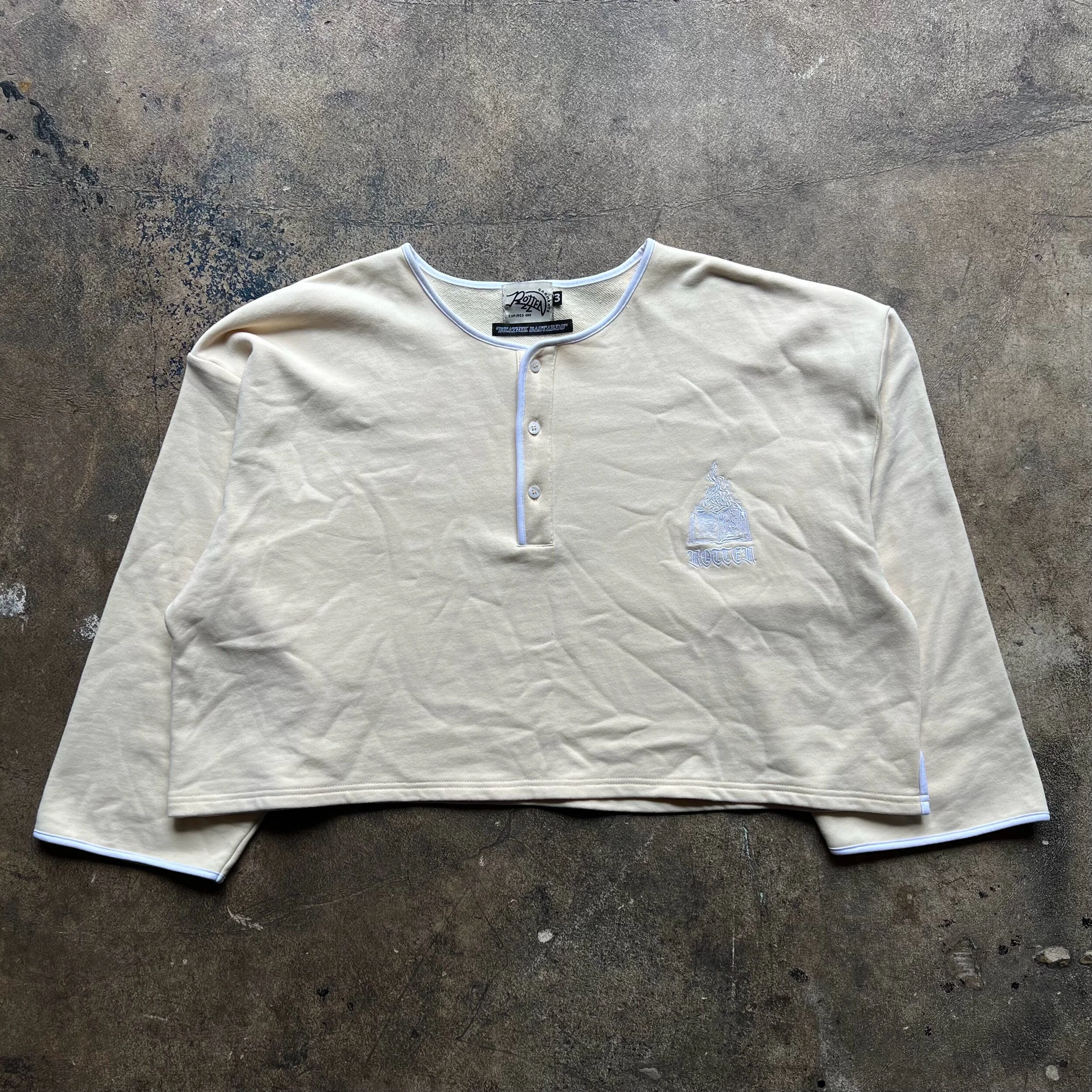 06CF2366-F327-49FF-86B8-C01AB5AE5432