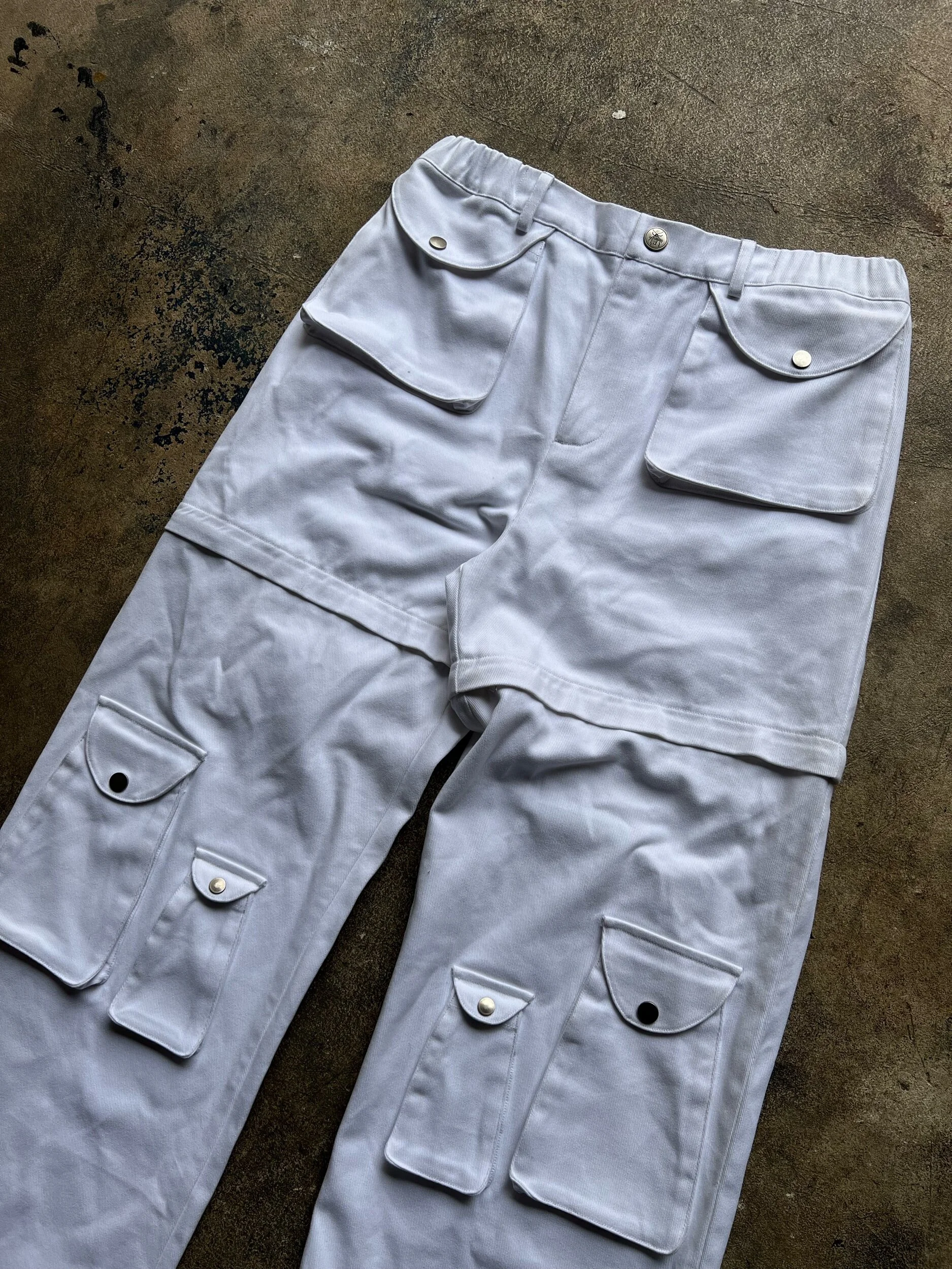 8367EC68-8D20-45FB-B172-5C0C00056109