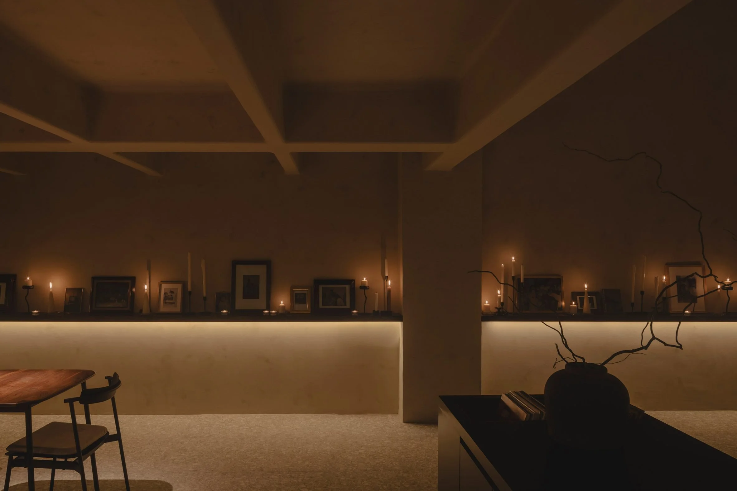 CANDLE HOLDER DECORATION