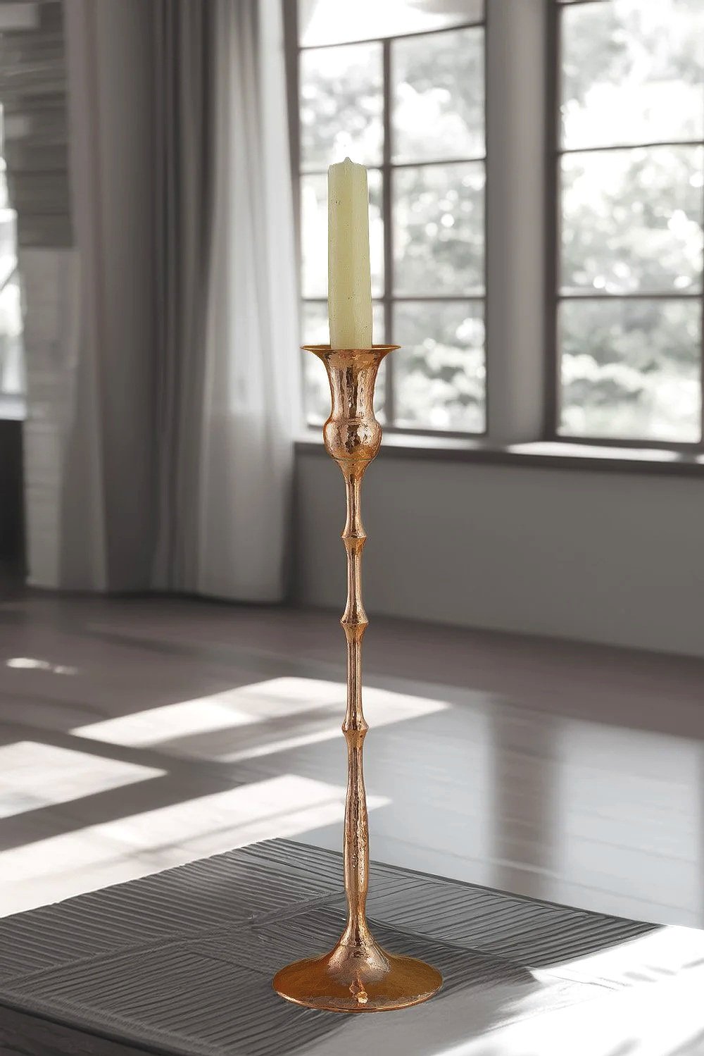 'Mantic' -  Height 13 inches