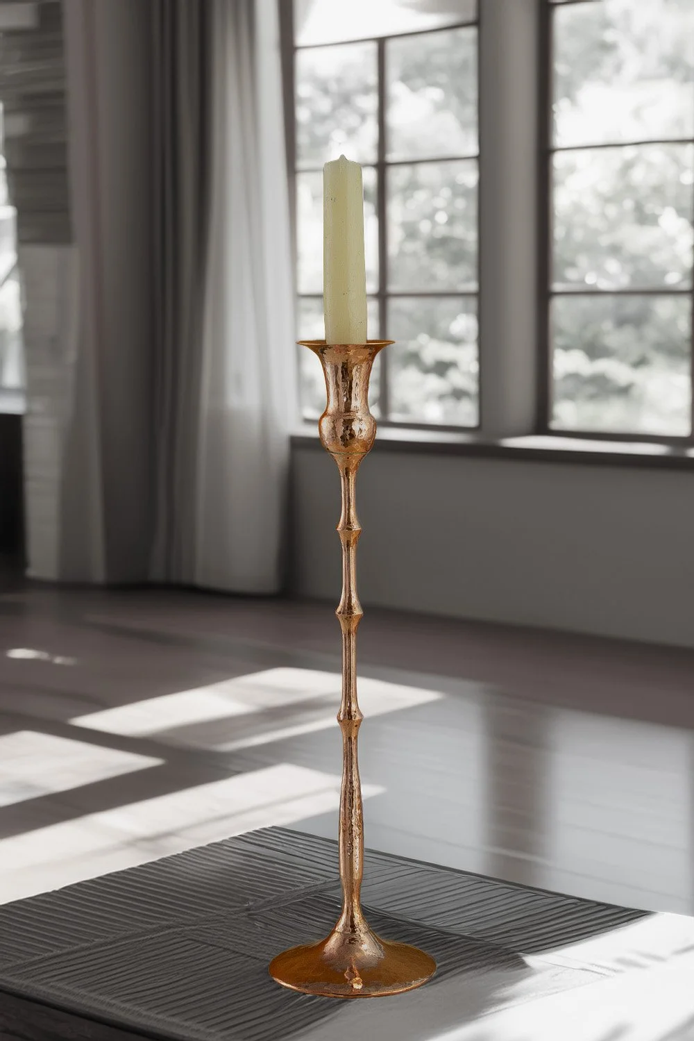 'Mantic' -  Height 13 inches