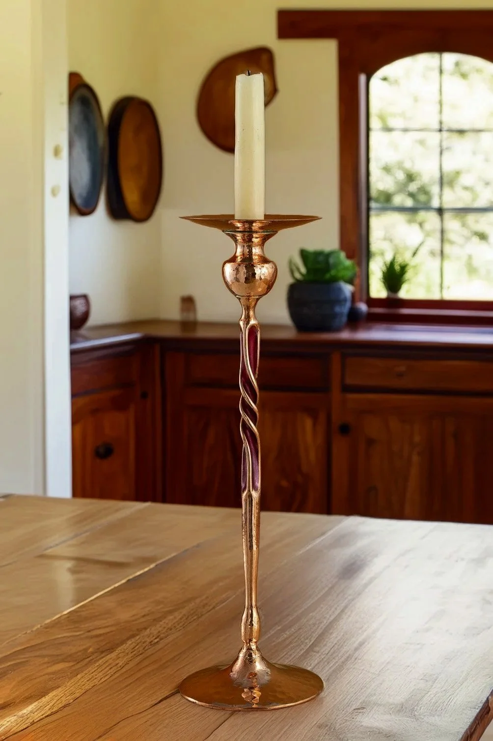 'Governor' - height 14 inches