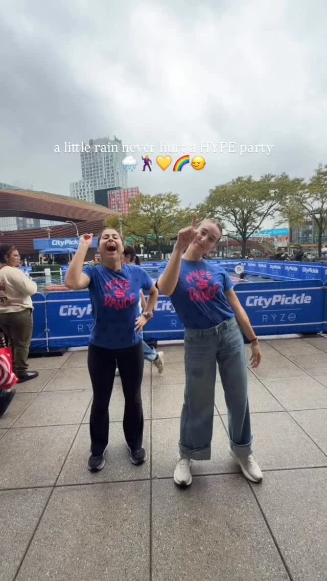 A little rain never hurt a HYPE party 🌧🕺💛 @atlanticterminal & @brooklynbridgeparents thank you for having us at fallfest 2025!
#HYPEDance #Dance #Brooklyn #Movement #DanceKids #KidsActivities #NYC #ToddlerClasses #KidsDance #GetHYPE #NYC #NY