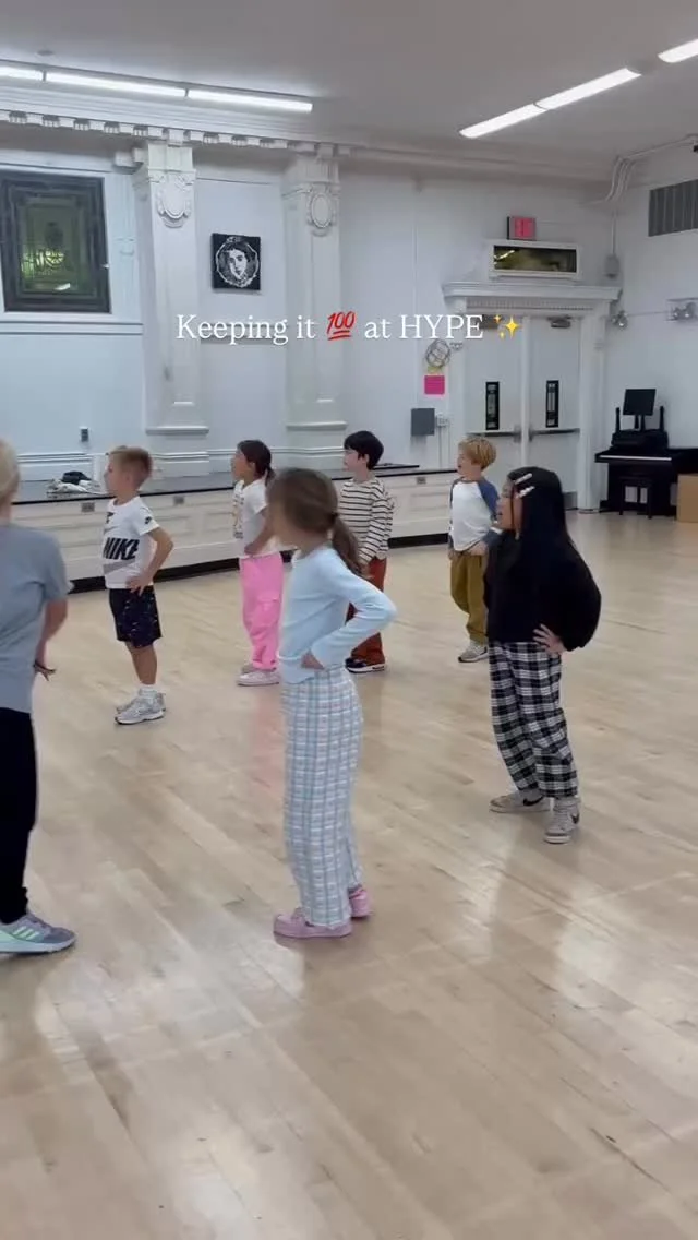 Our hype classes keeping it 💯 while learning choreo for our HYPE Winter Showcase on December 7th!!!! 🙂‍↔️❄️☃️🤍✨
#HYPEDance #Dance #Brooklyn #Movement #DanceKids #KidsActivities #NYC #ToddlerClasses #KidsDance #GetHYPE #NYC #NYCkids