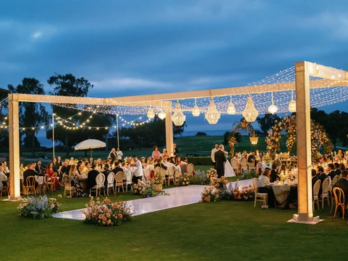 Romantic wedding lighting