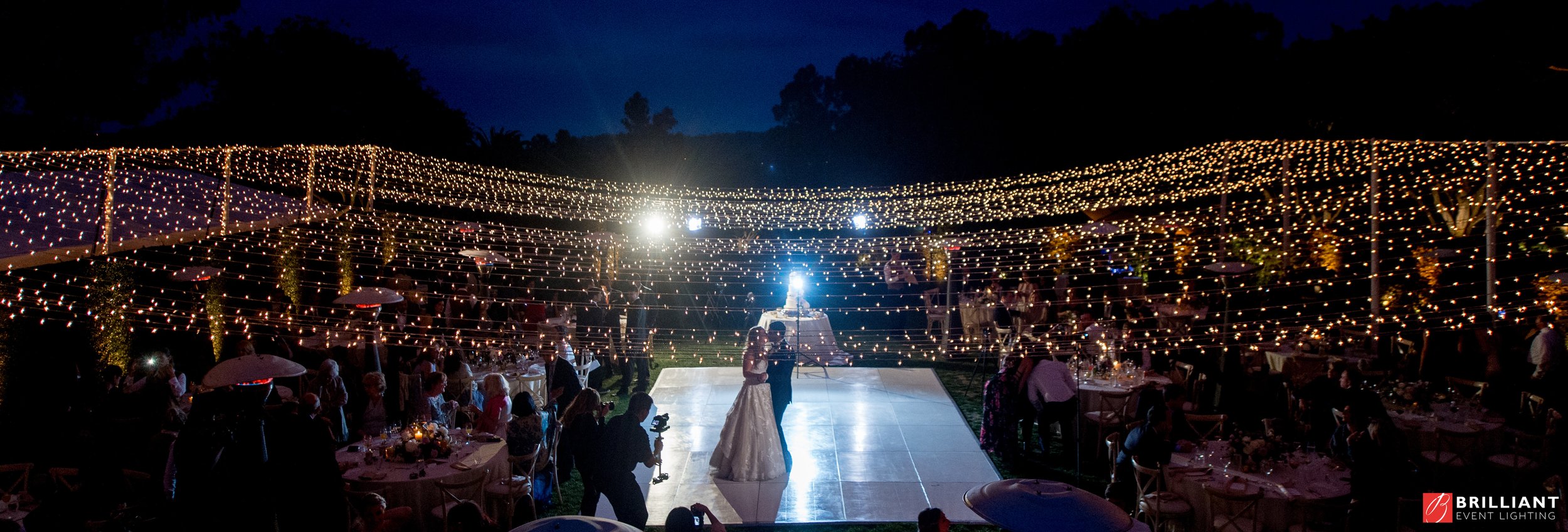 rancho-valencia-wedding-twinkle-canopy-first-dance-long-exposure.jpg